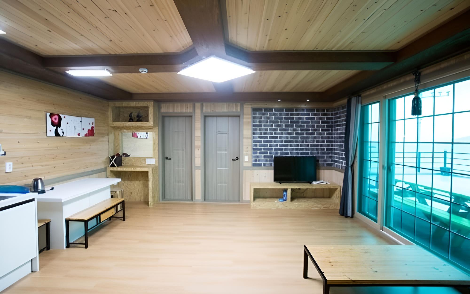 Goheung Sunset House Pension