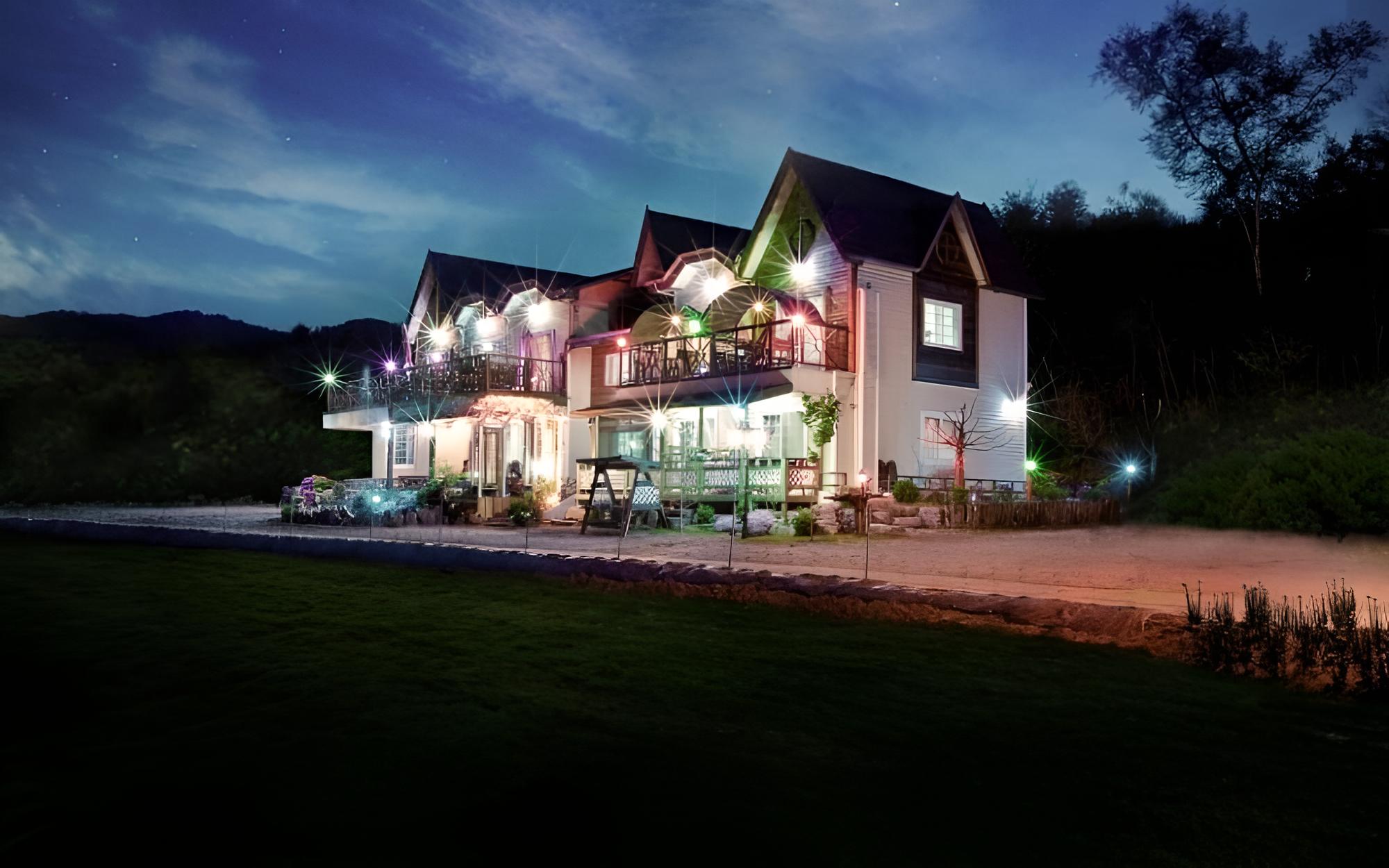 Chuncheon Green Rose Pension view 2