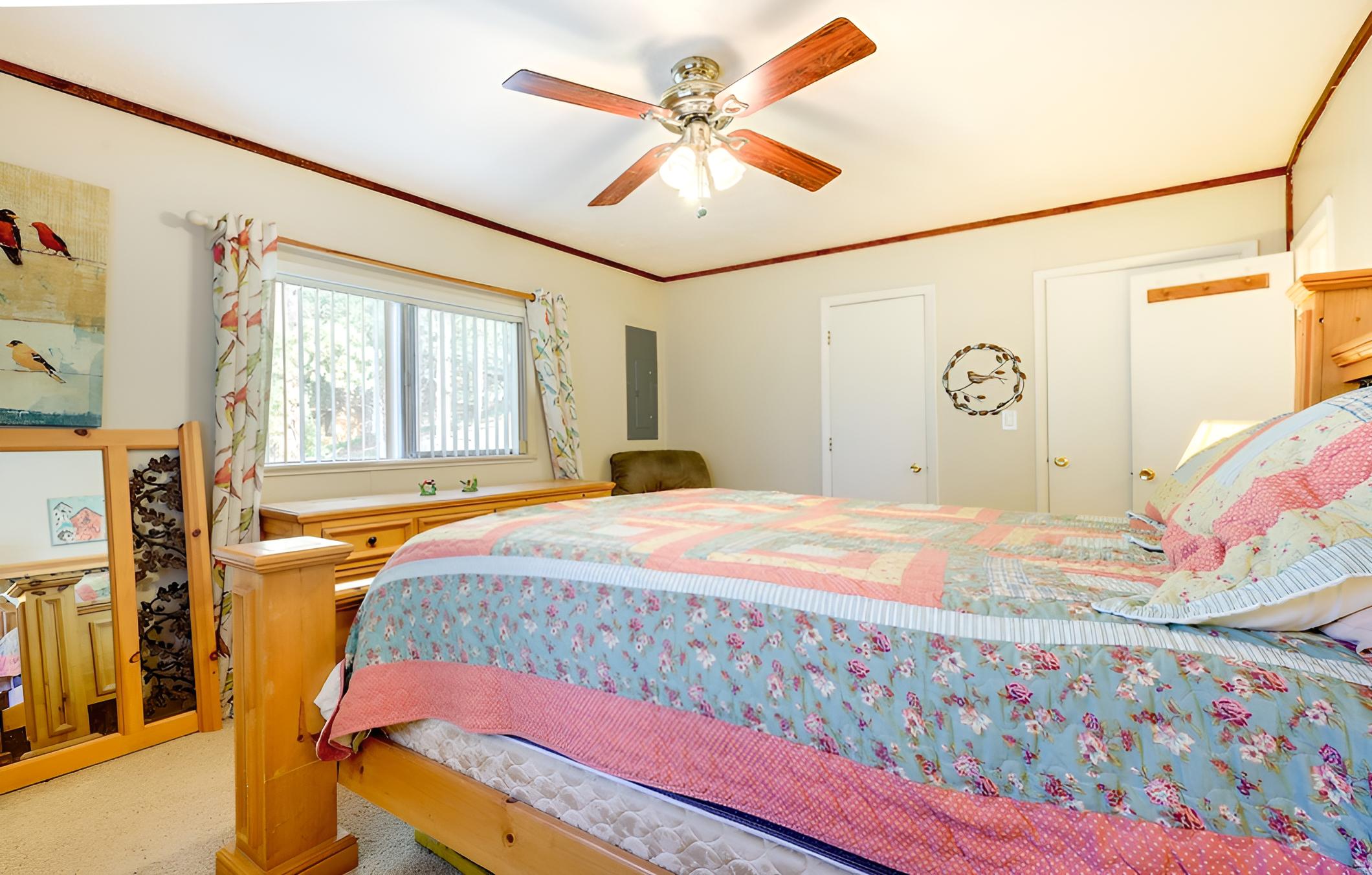Rustic Angel Fire Hideaway on 2 Acres!