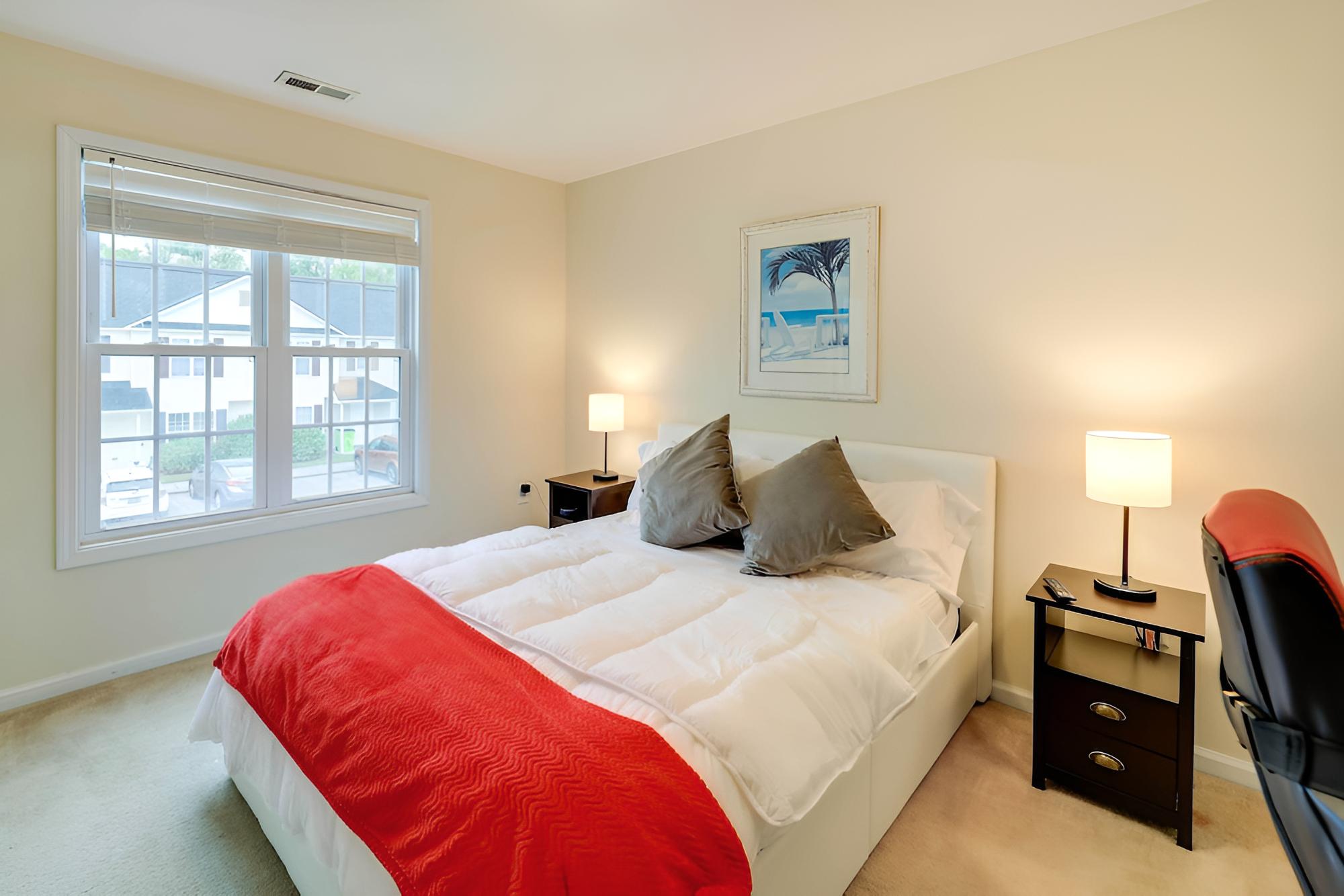 Havelock Townhome w/ Patio ~ 8 Miles to River