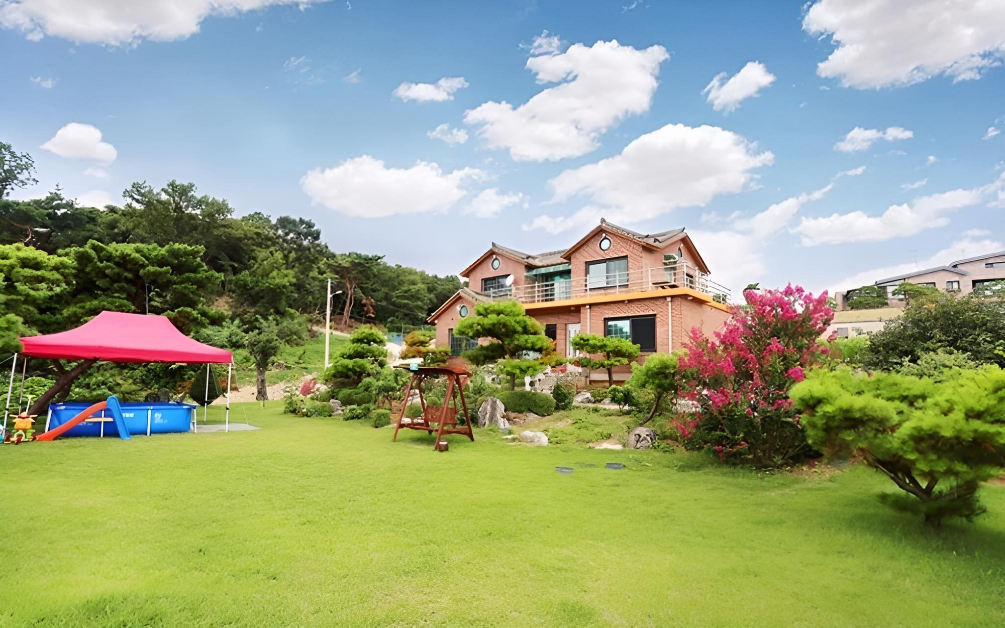 Ganghwa Nature Farm Pension