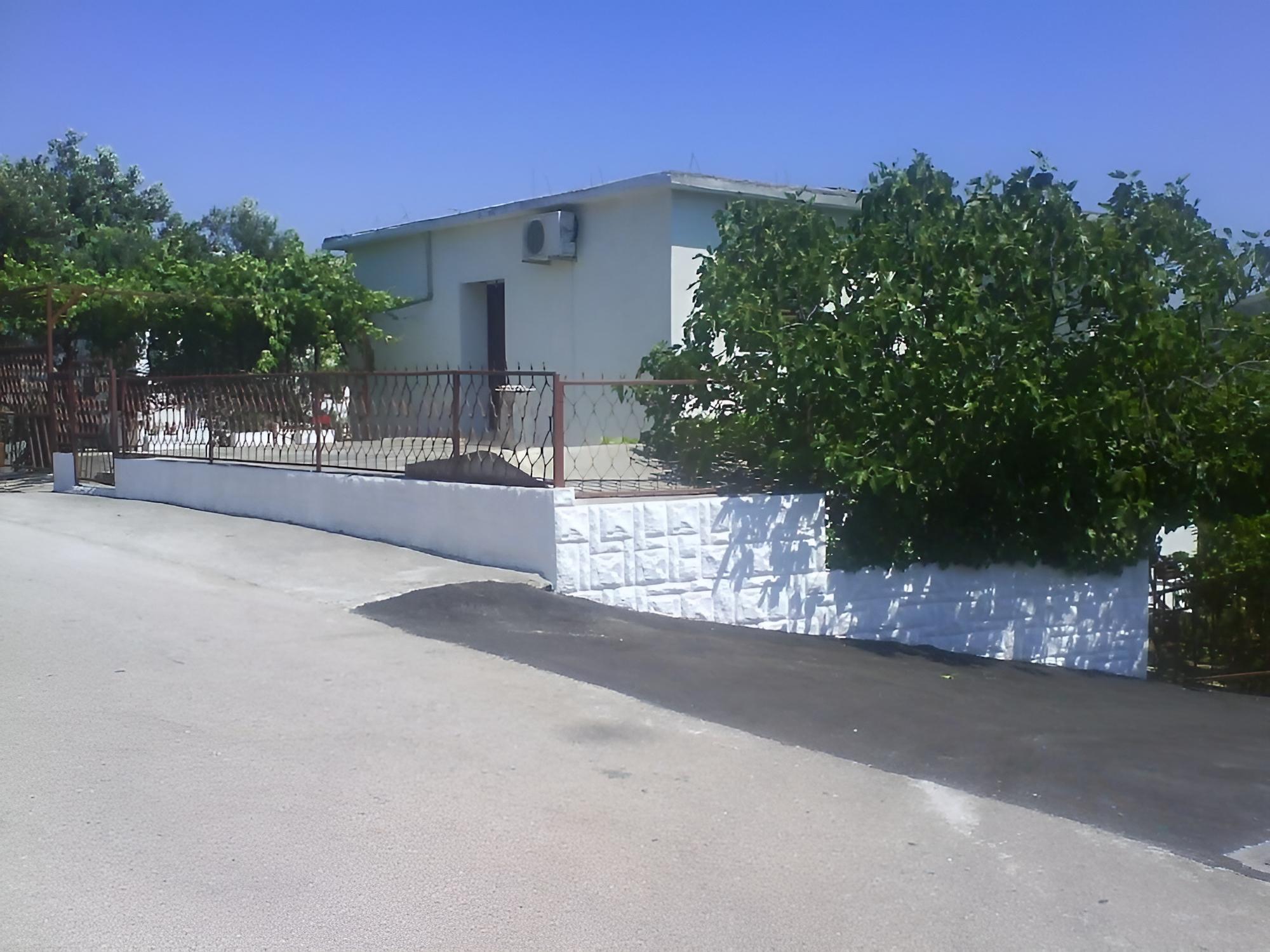 Marino - Large Terrace - A1 view 2