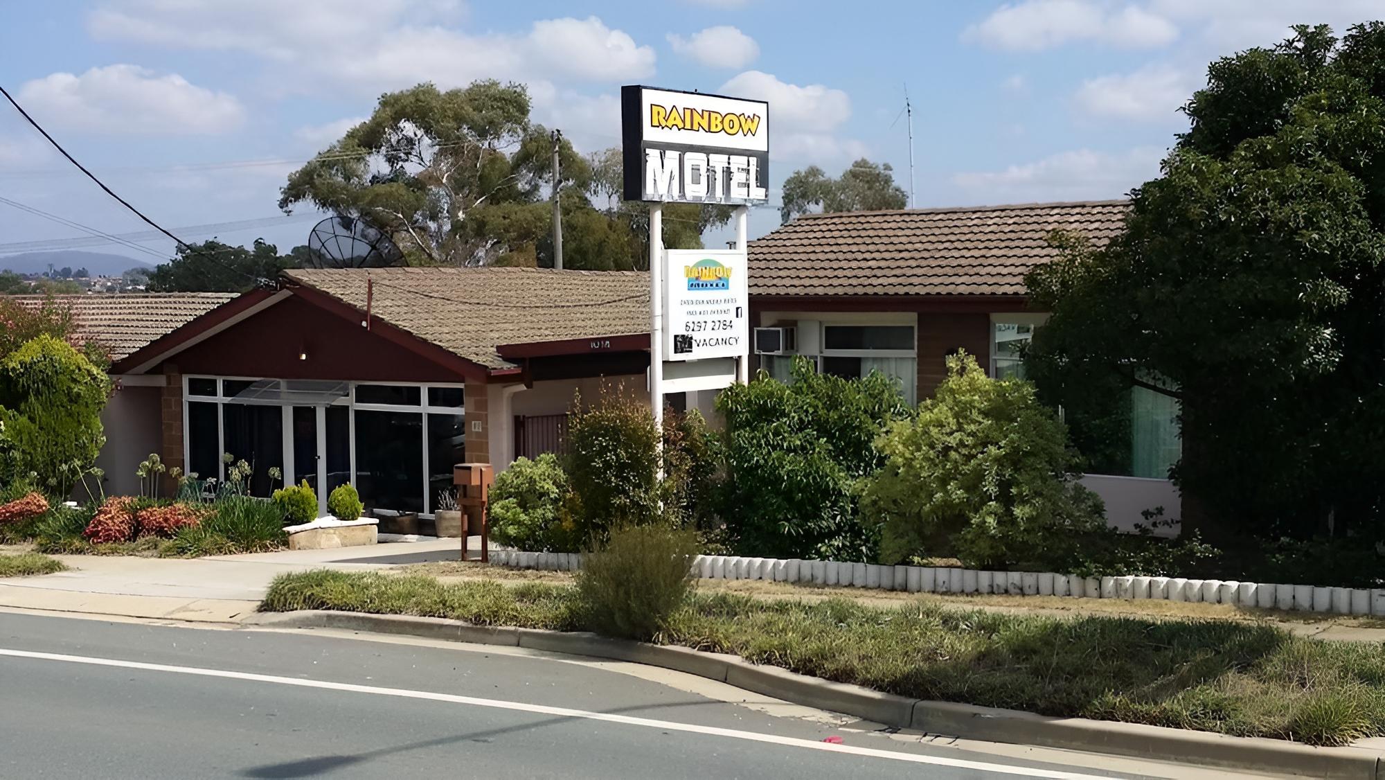 Rainbow Motel