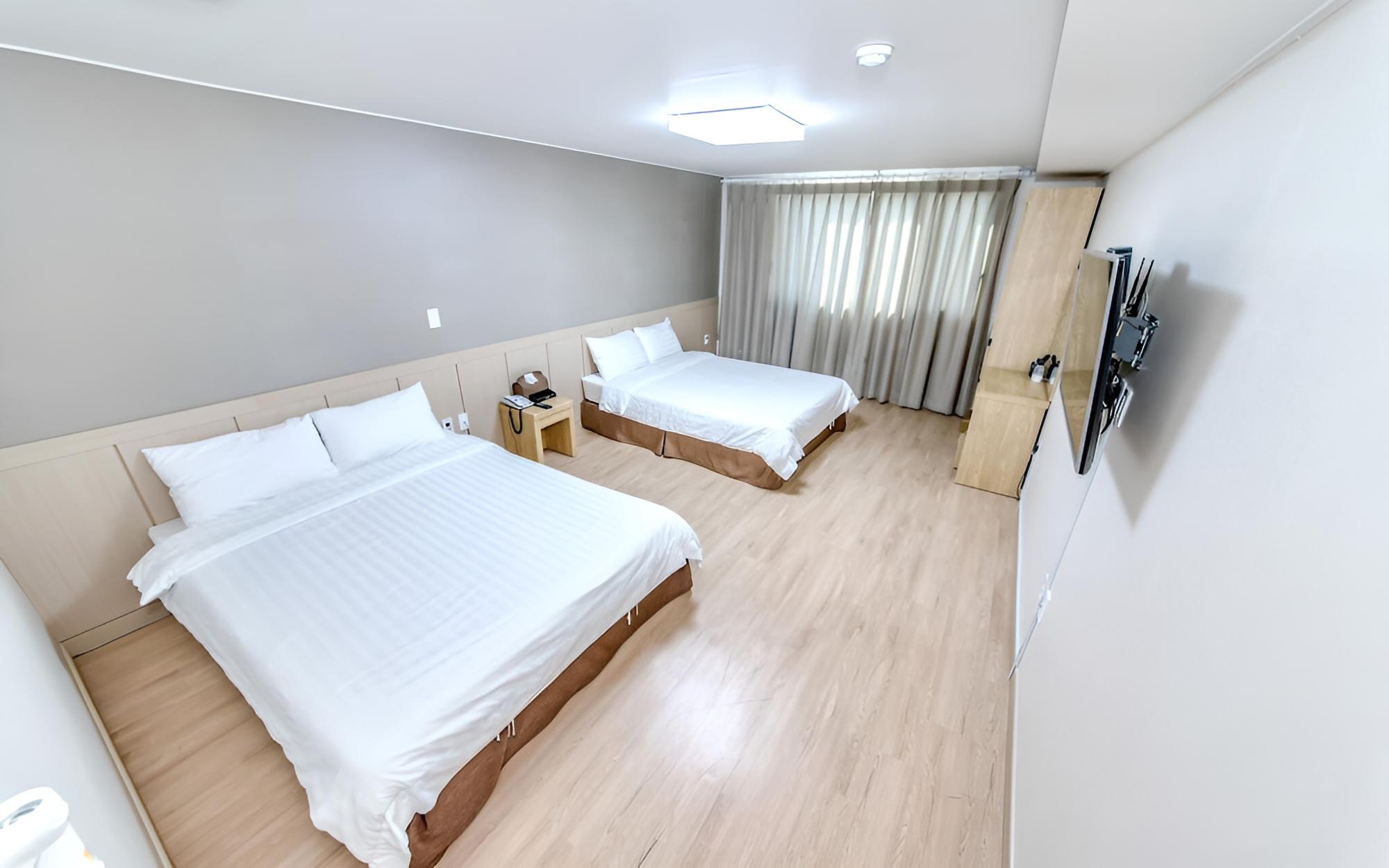 Seogwipo Jay Hill and City Hotel