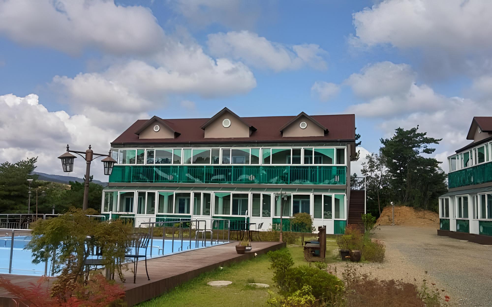 Gyeongju Central Park Pension