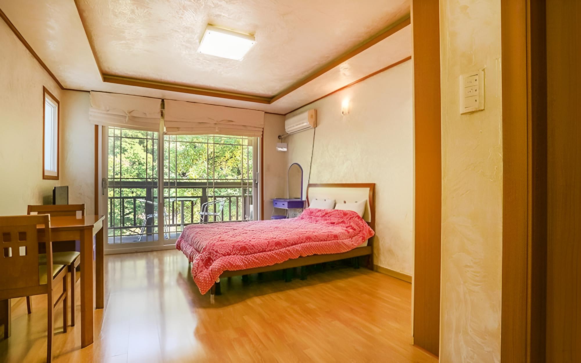 Danyang Terravill Pension view 3