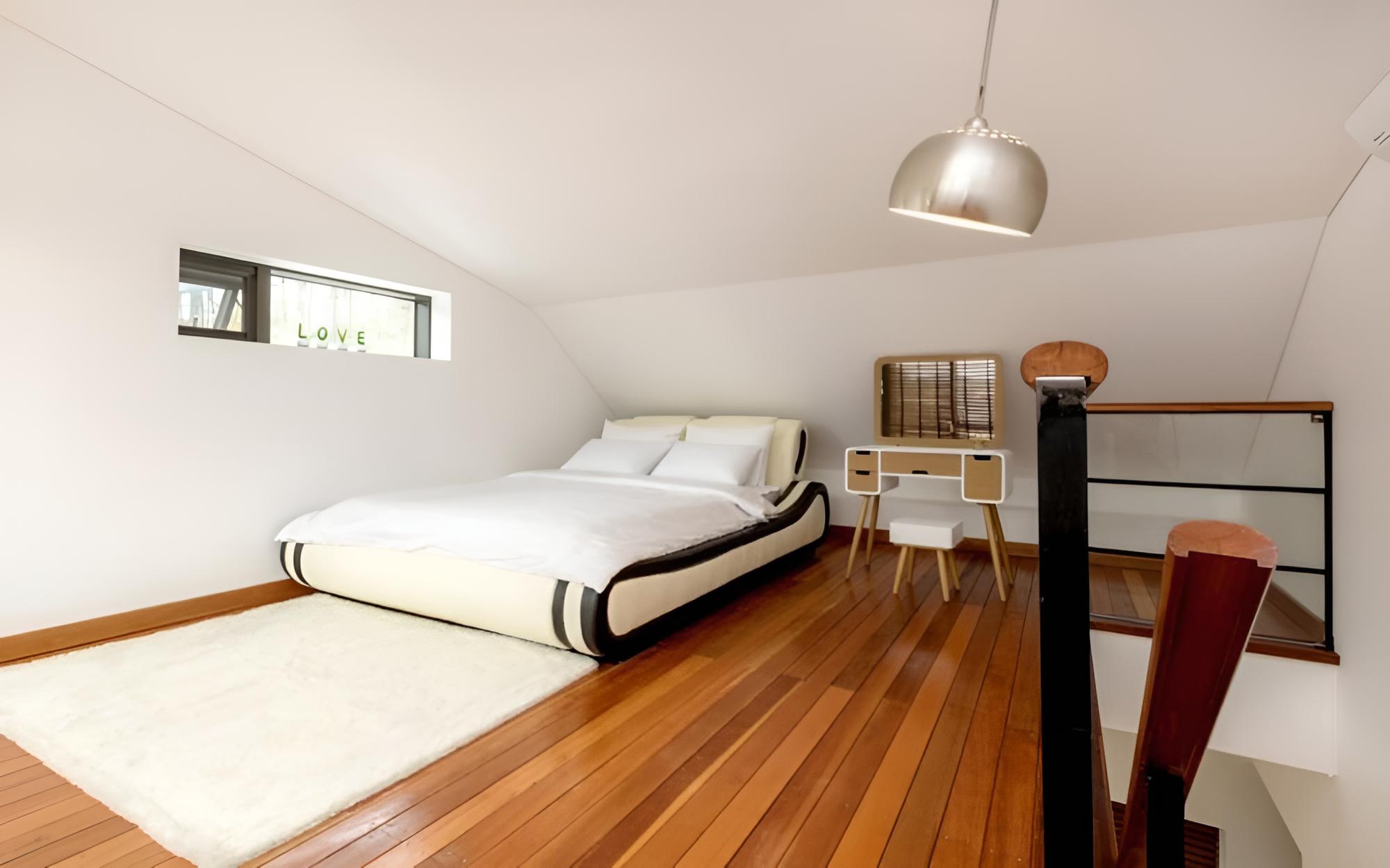 Gangneung The Gray Pension view 3