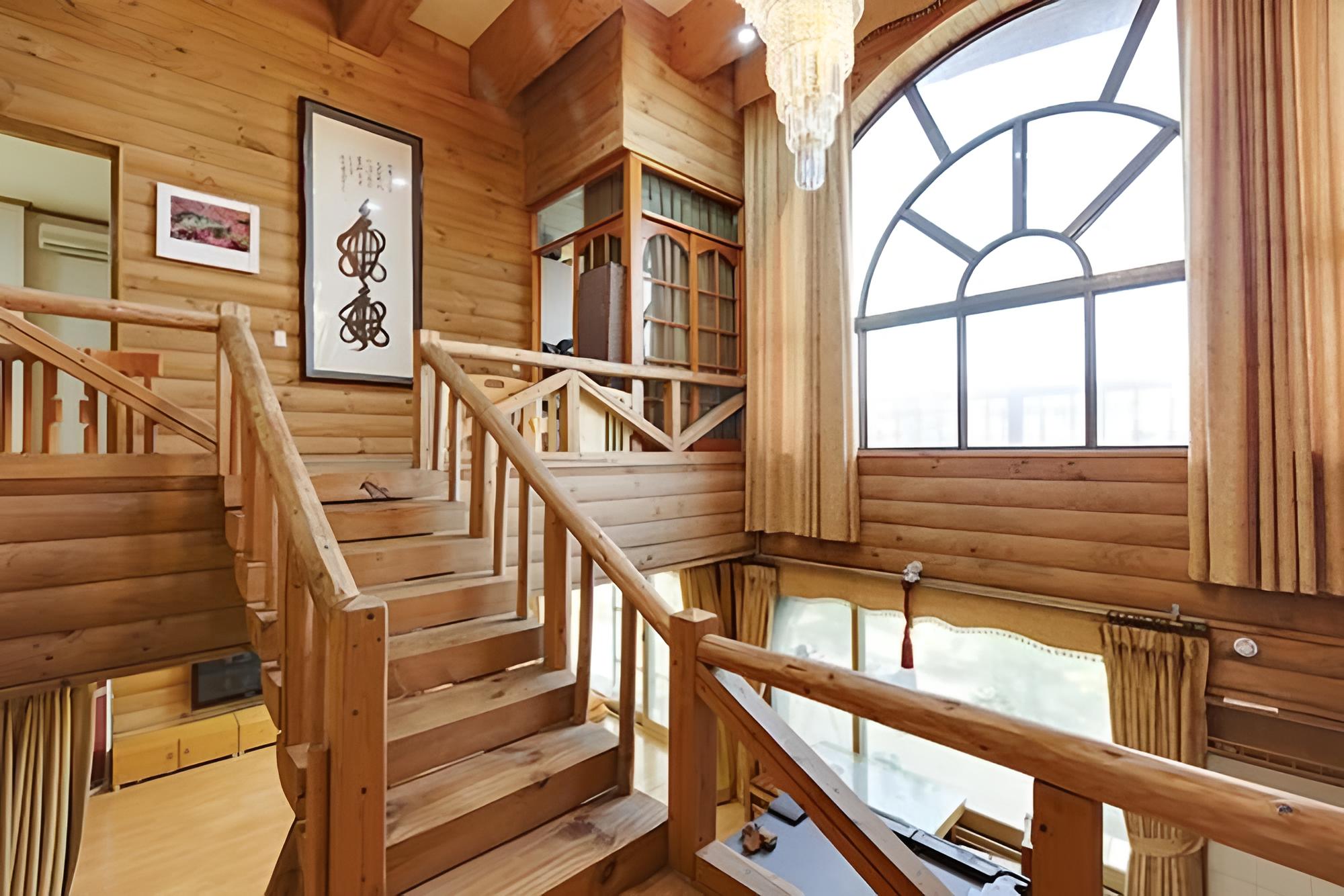 Wanju Moak Pension