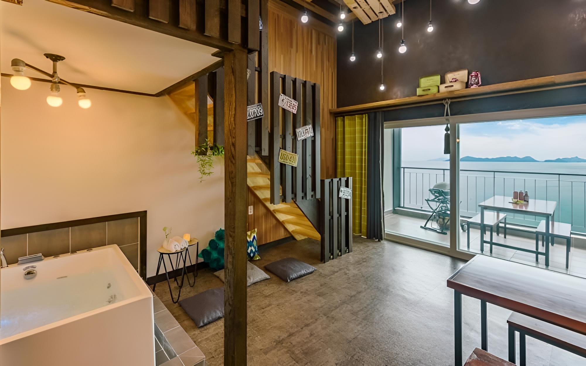 Tongyeong Nerja 21 Pension view 2