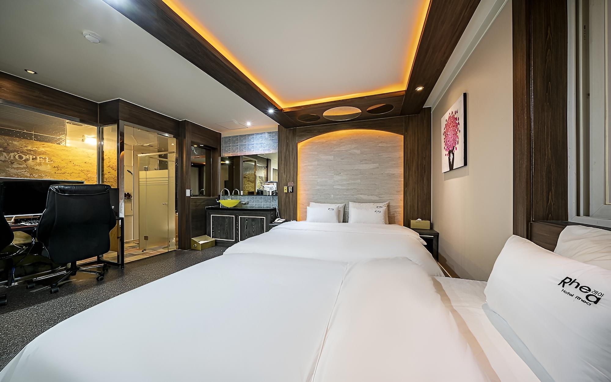 Gimhae Jangyu Vibe Hotel