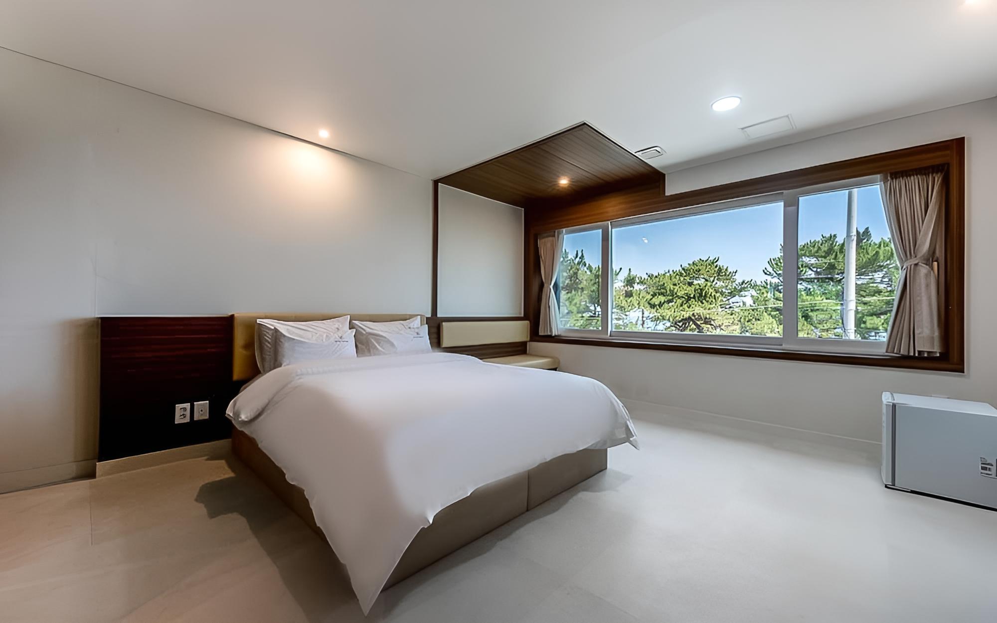 Gyeongju Hotel Brown