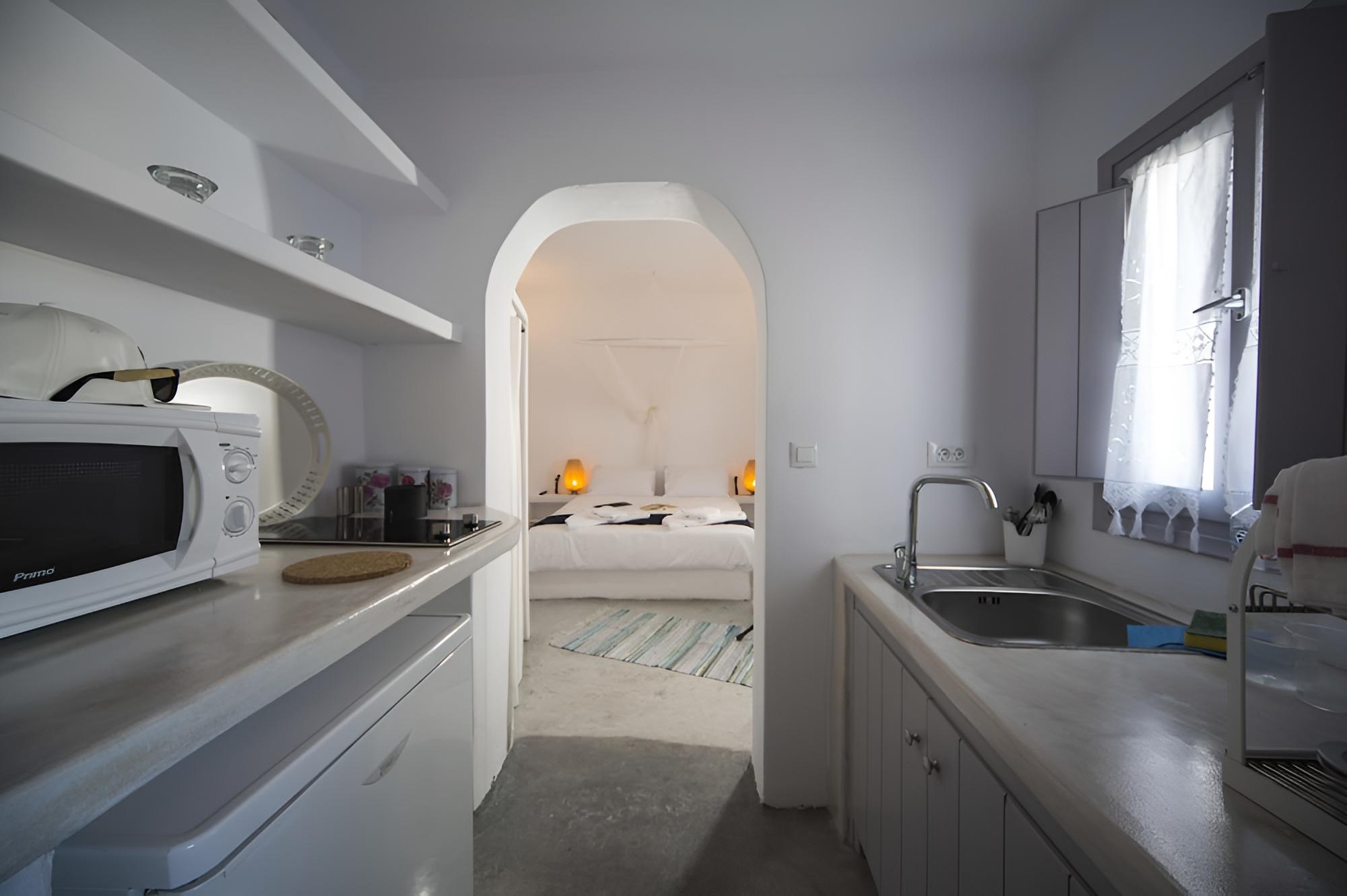 Naftilos Houses