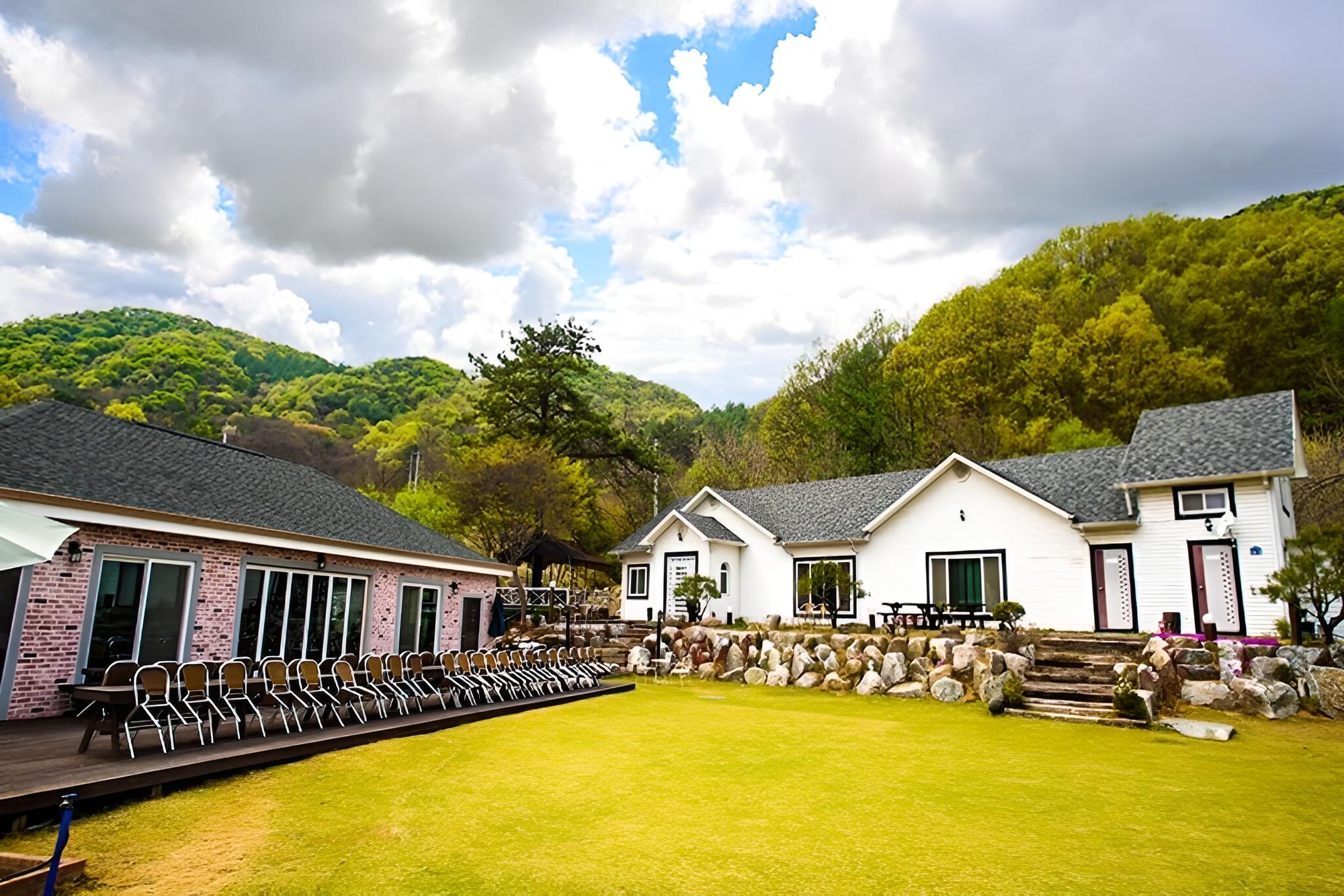 Yangpyeong Pension Sol