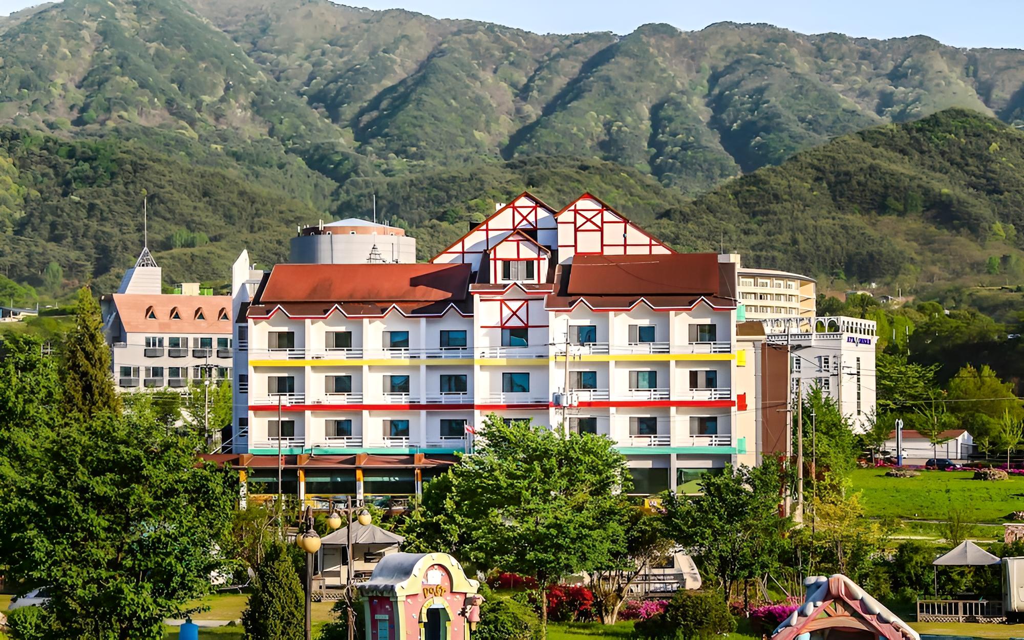 Gurye Grand Hotel