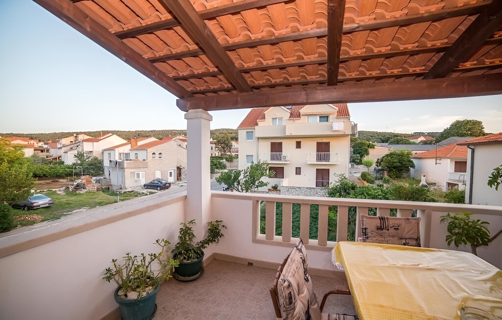 Domed - Close to the sea & Comfortable - A1