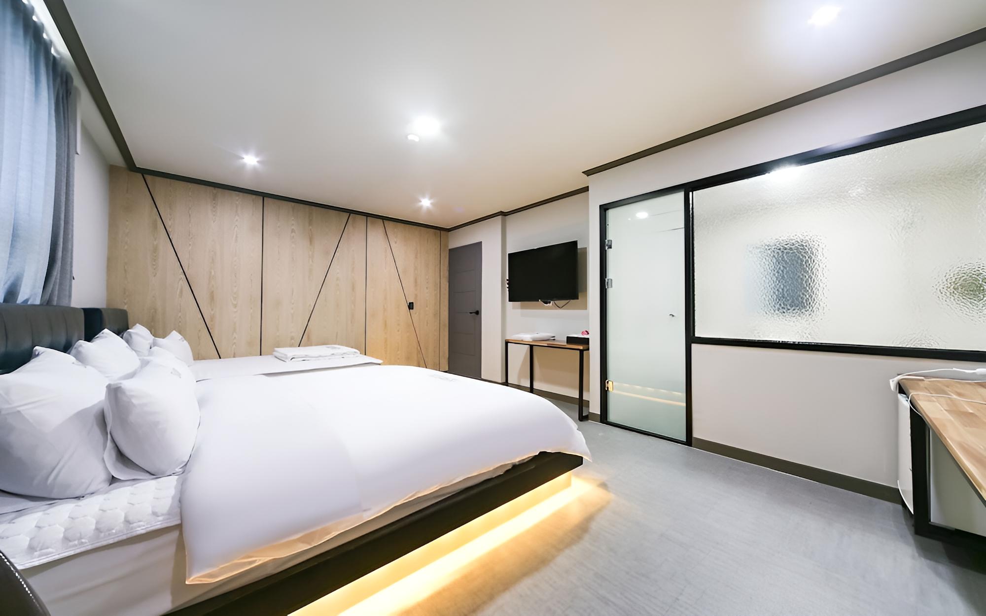 Changwon Jinhae Hotel The Syap view 4