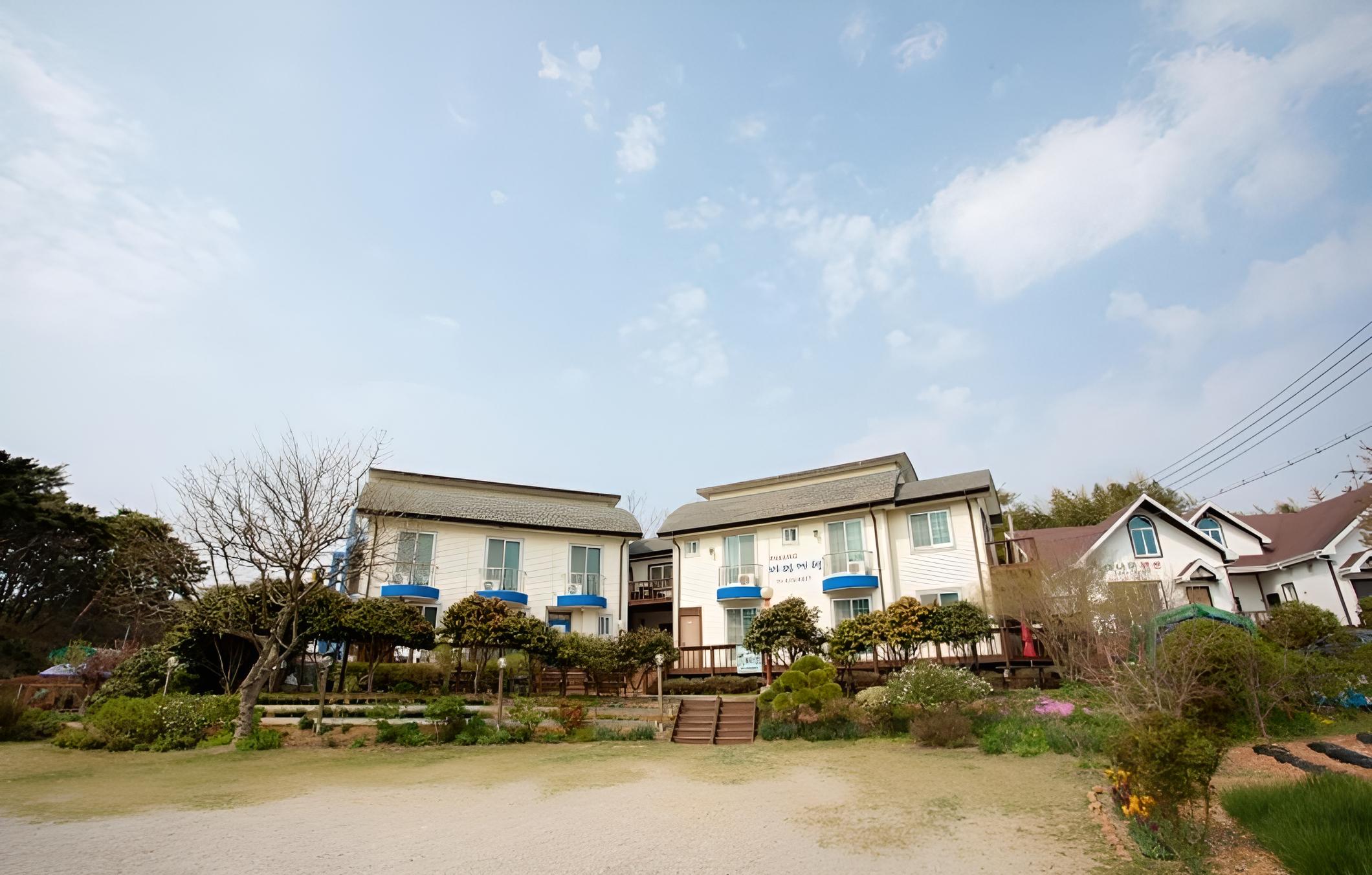 Taean Badayeohaeng Pension