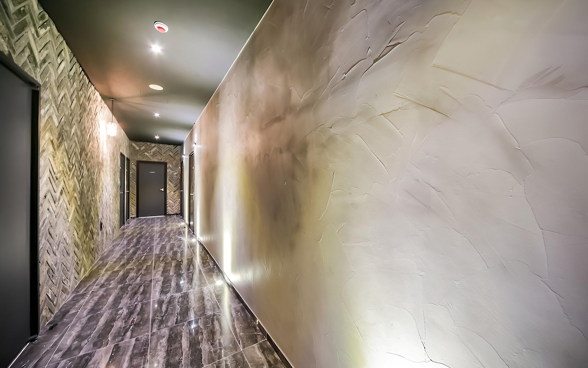 Changwon Jinhae Almond Hotel