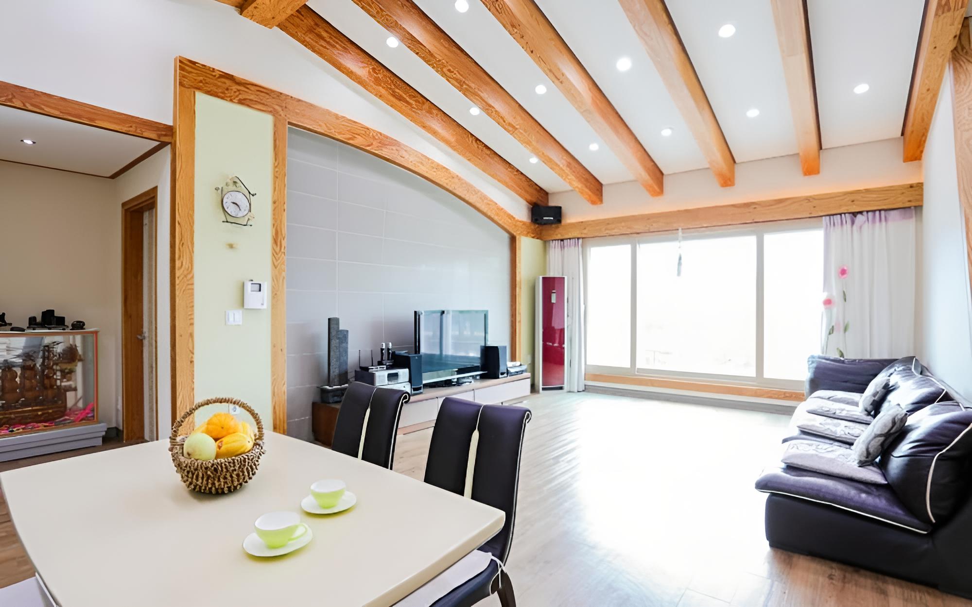 Photo 48