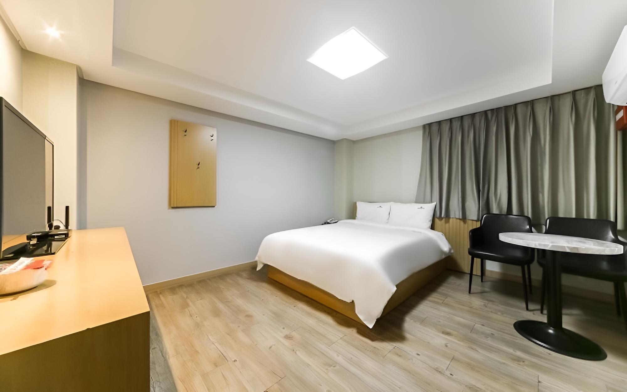Geojedo Okpo Win Hotel