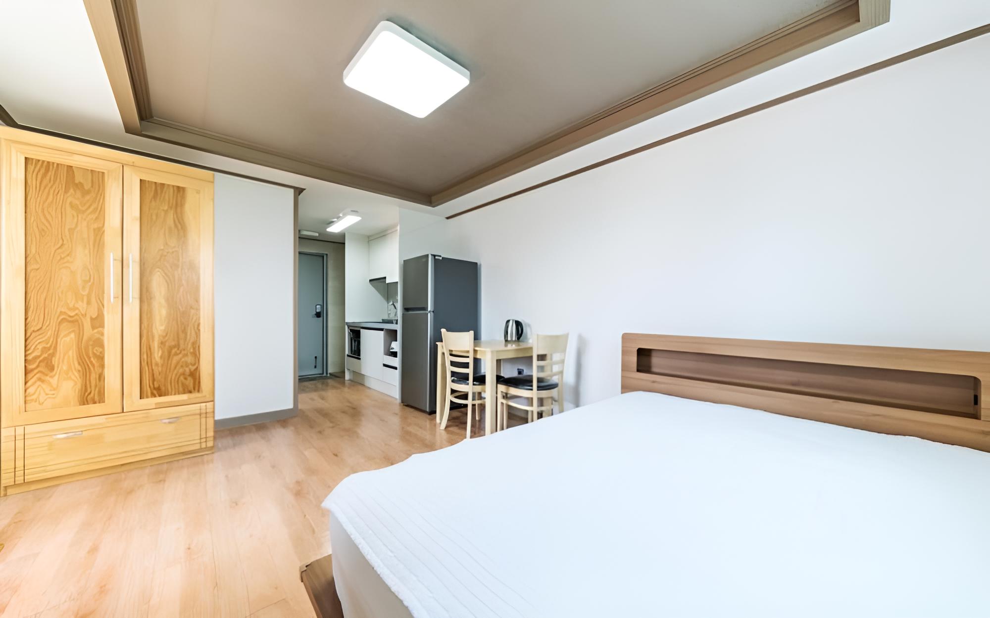 Seogwipo Jungmun Bolia Pension