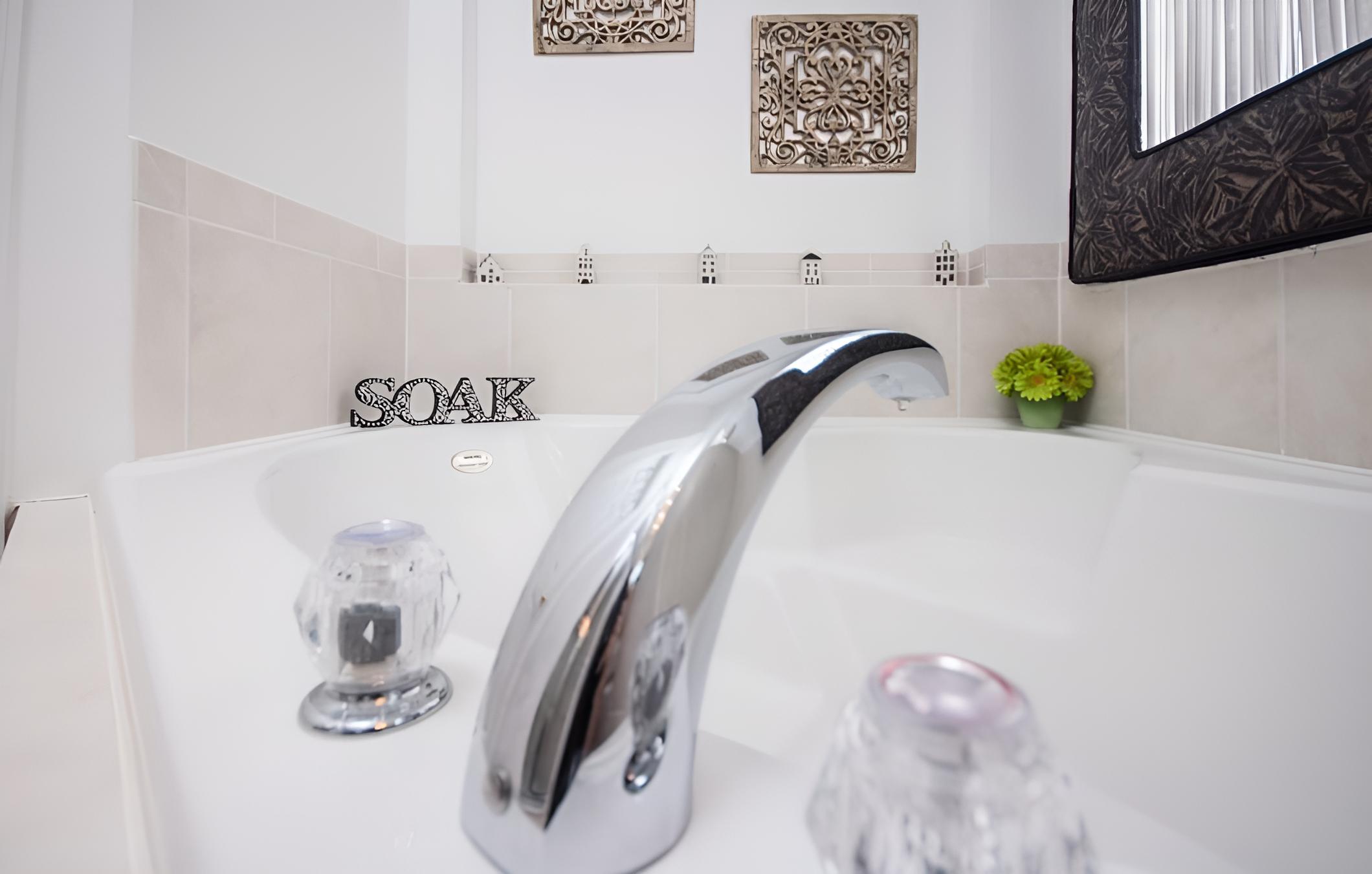 Seasons 910 - Image 4