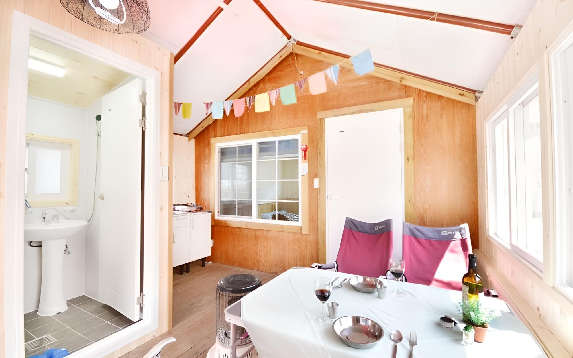 Gapyeong Week Palm Glamping Pension
