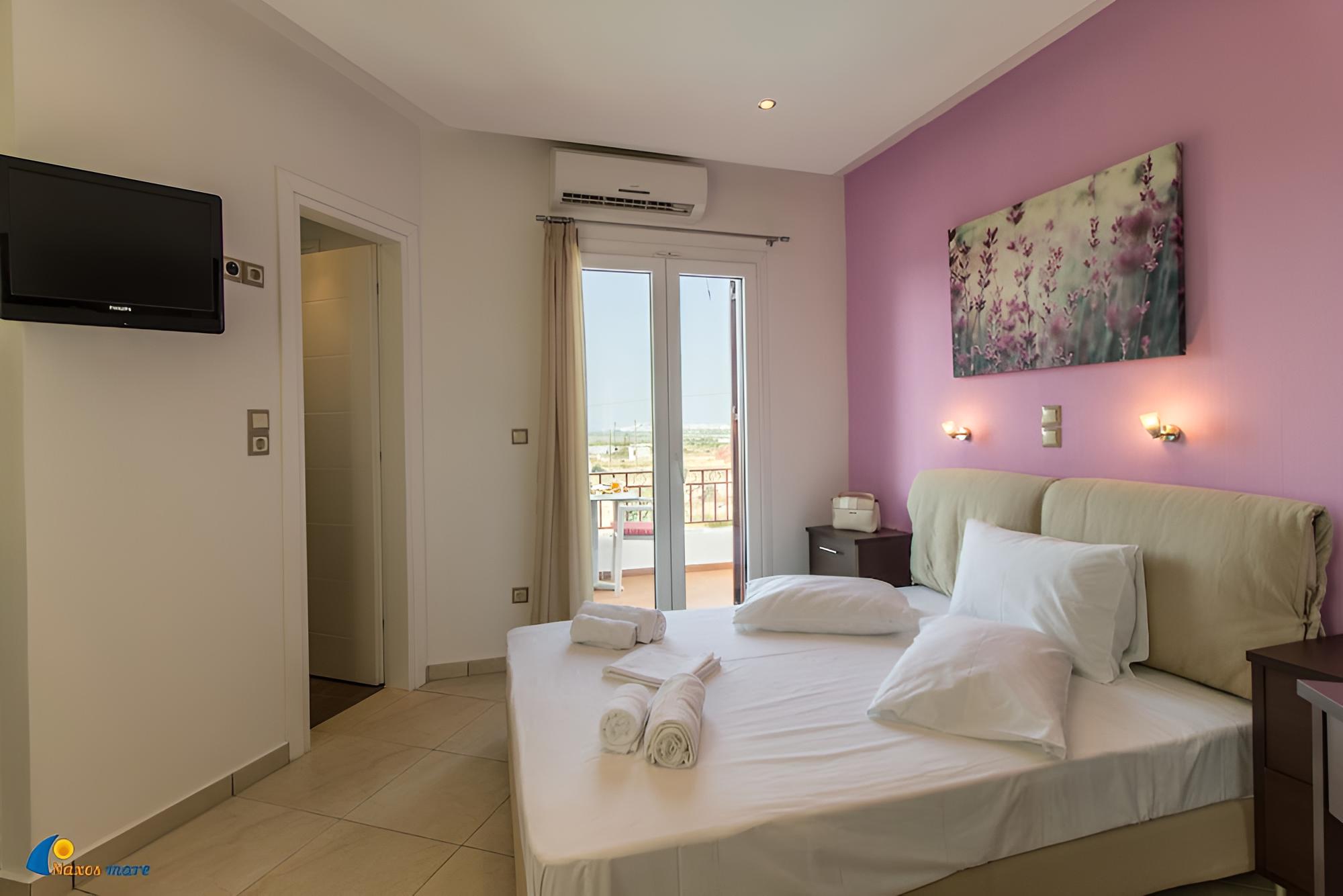 Naxos Mare Studios