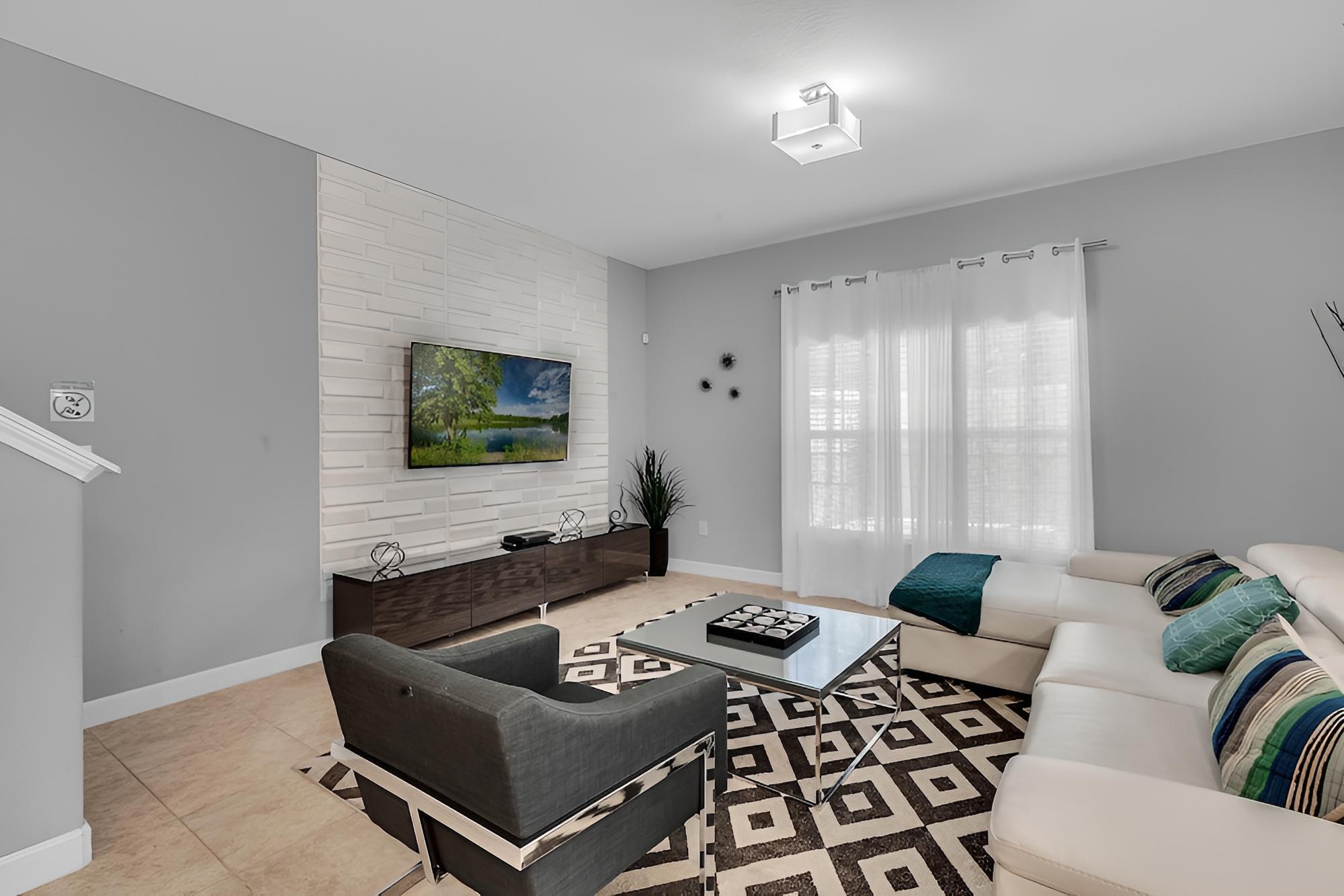 Paradise Palms 2933 - Image 4