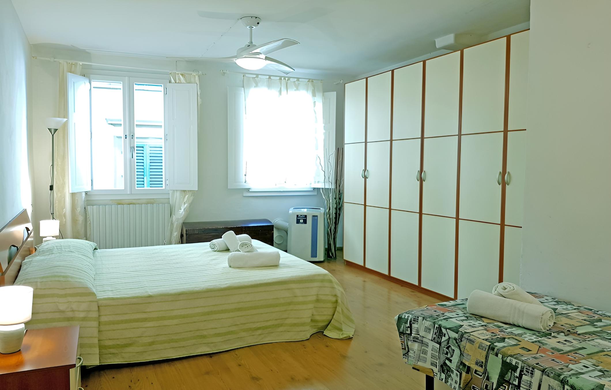 Porcellana 25 House
