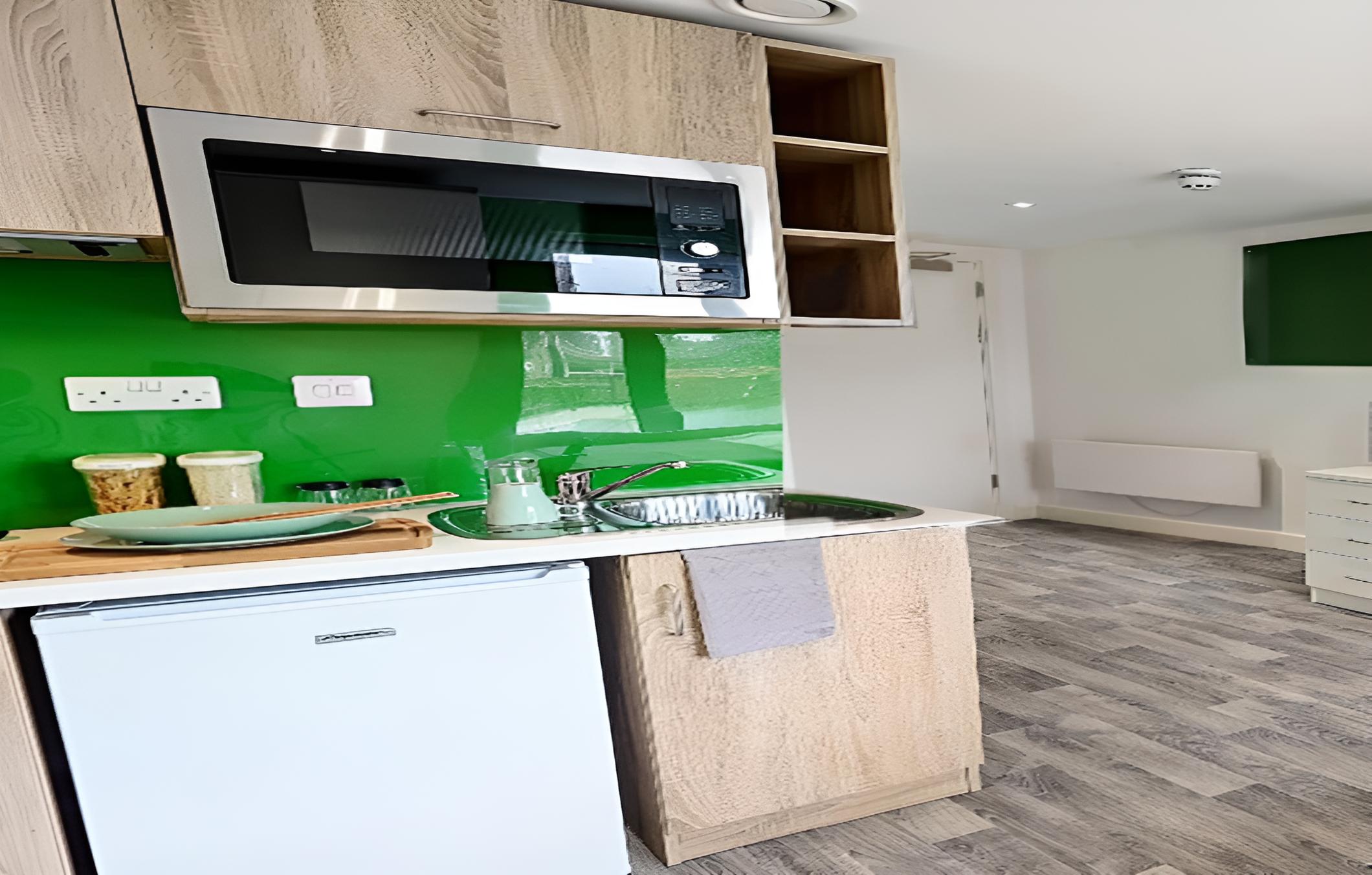 Sophisticated Studios Greenwich