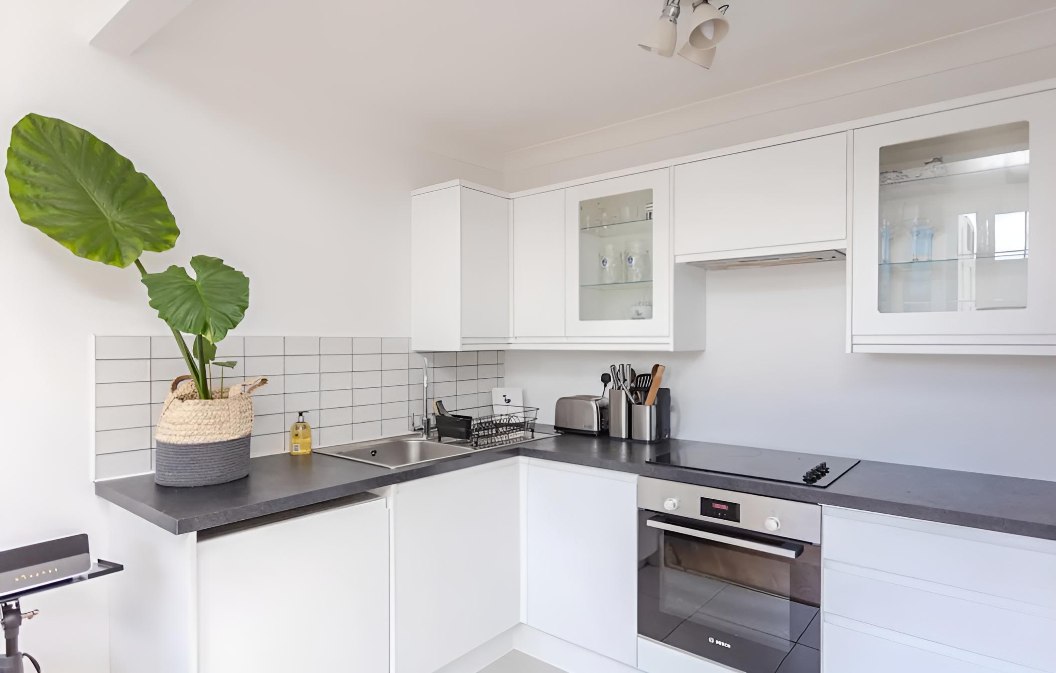 Bermondsey Warehouse Conversion, Near Tower Bridge photo 4