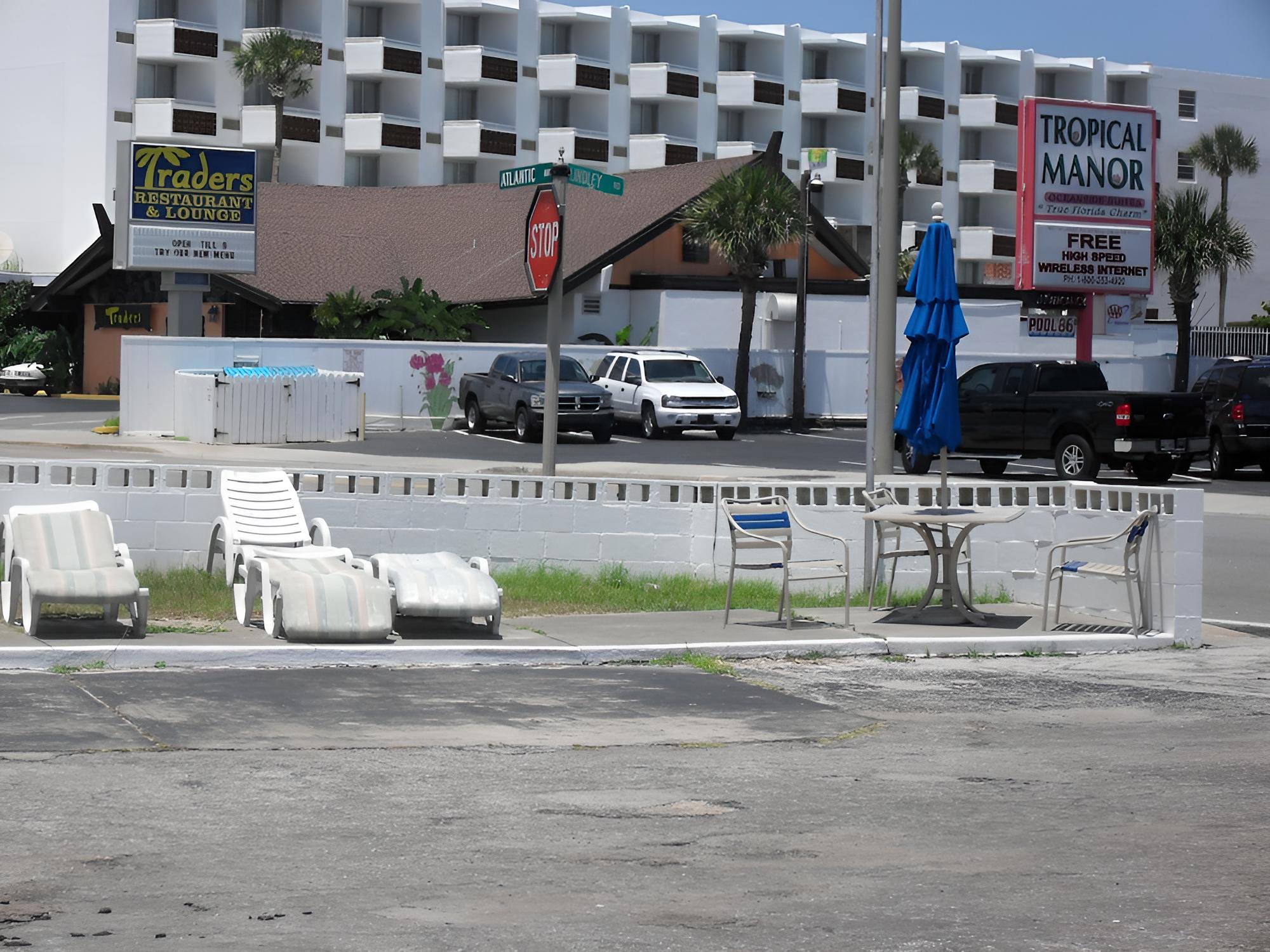 Shore Winds Motel