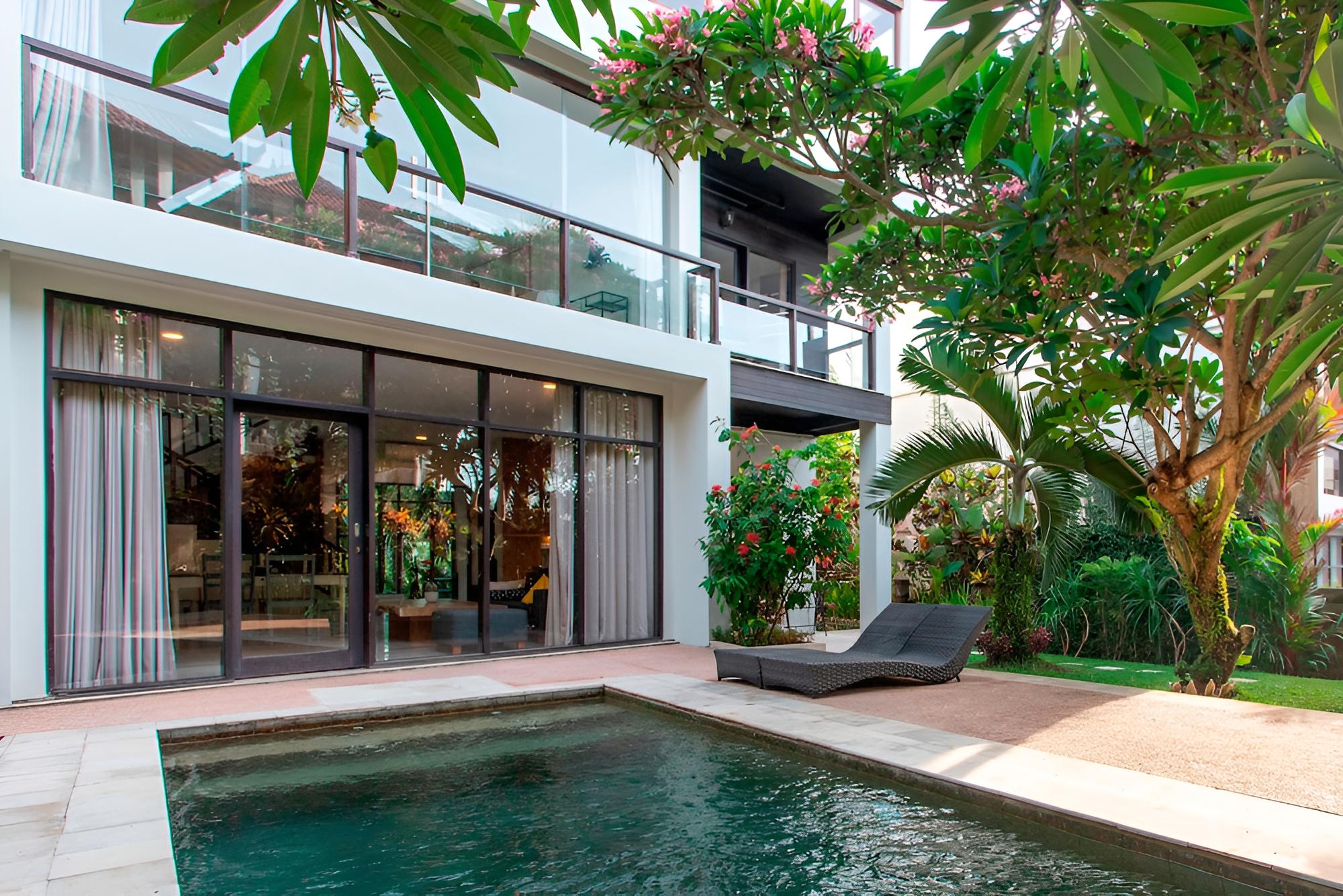 Surf House Santai