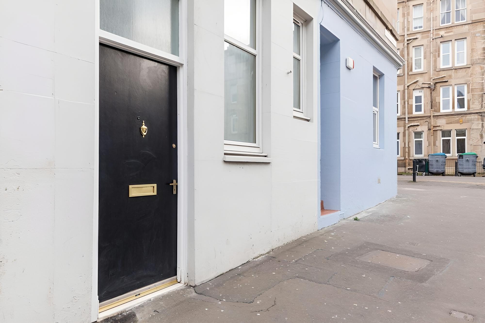 Bright Studio Walk Score 91 Wi-fi Sleeps 2