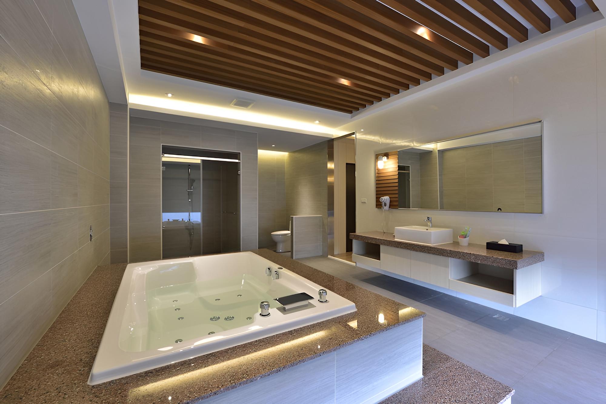 iHotel