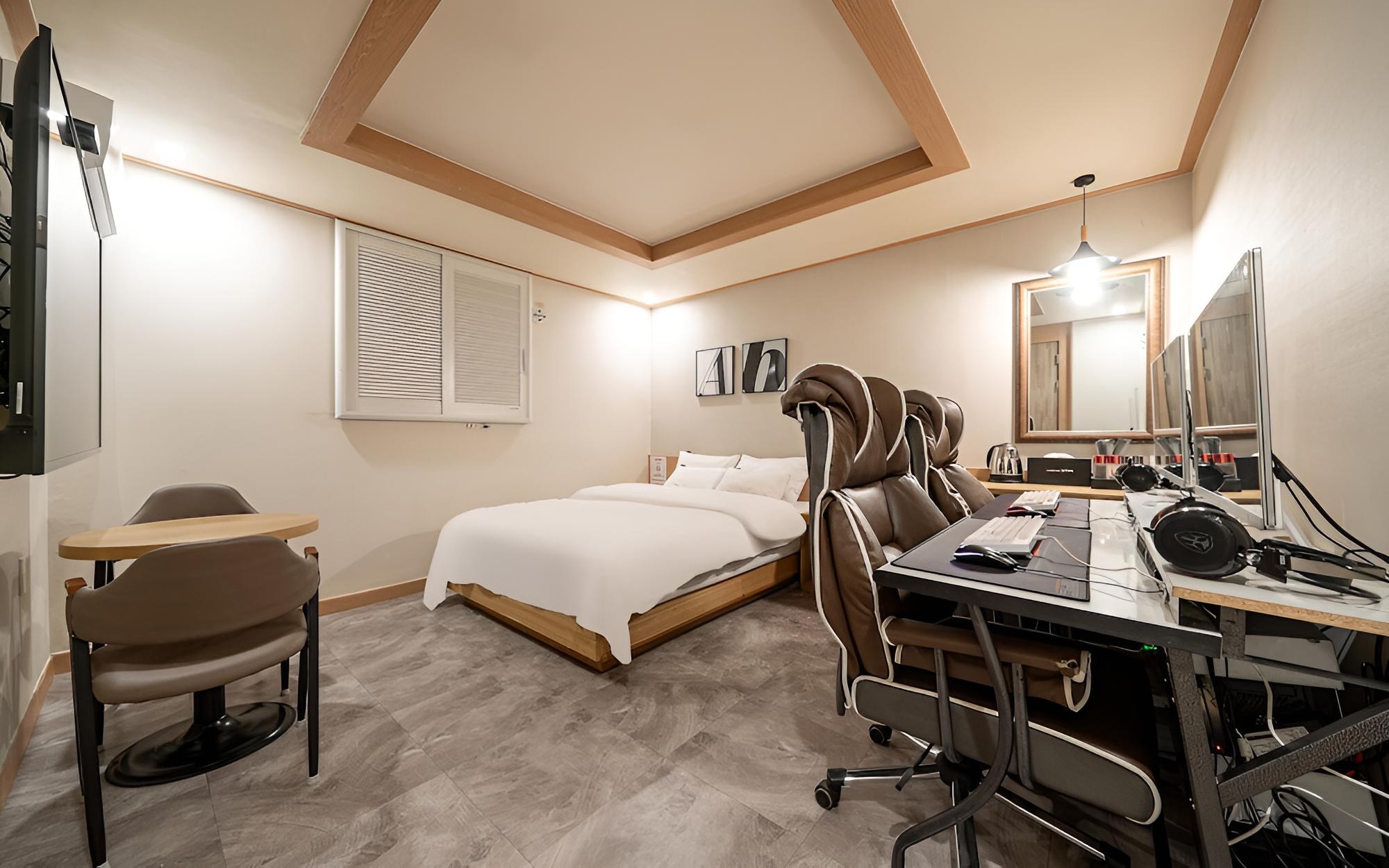Goyang XYM Hotel
