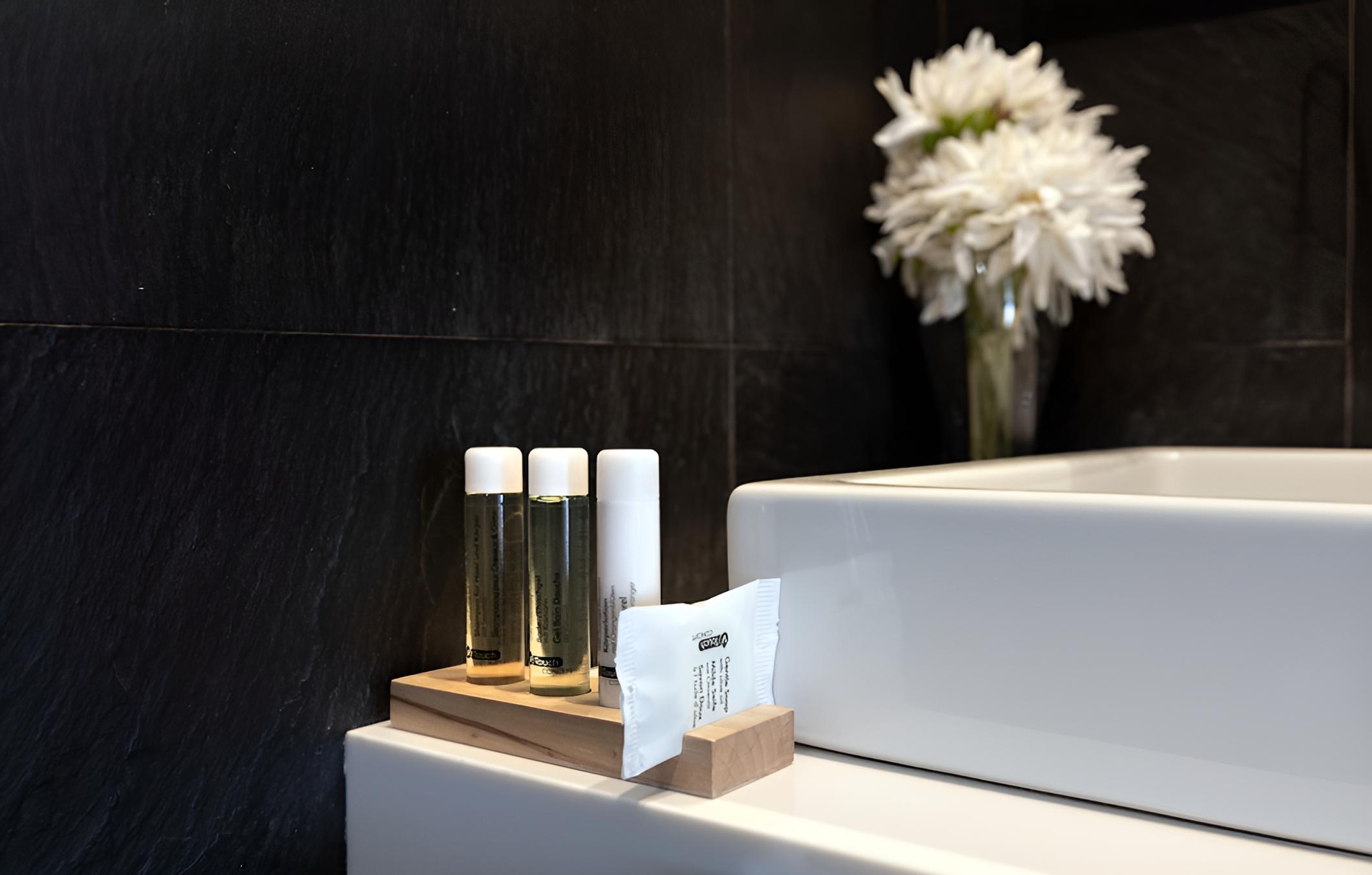 Barcaccia Luxury Suites