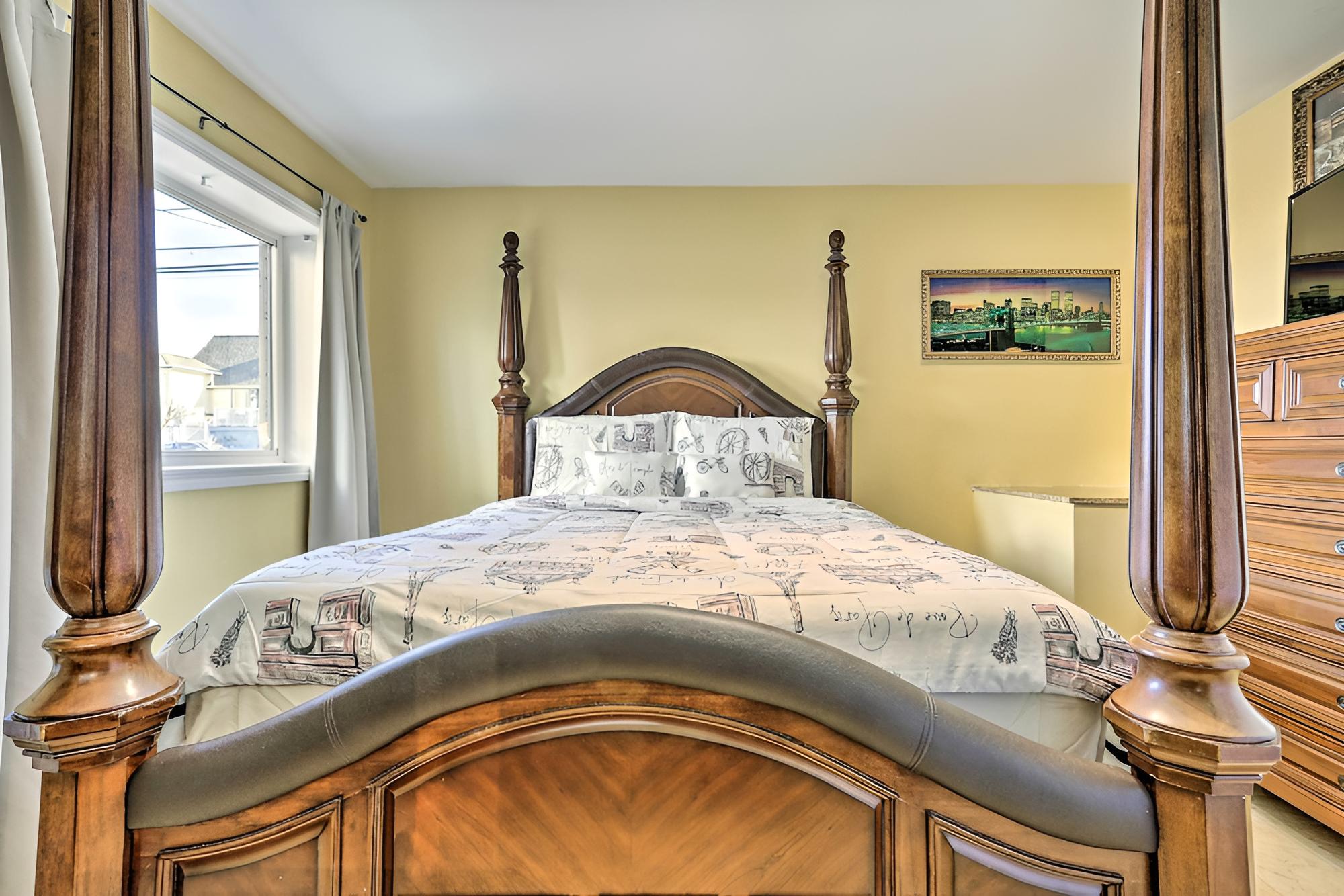 Freeport Guesthouse - Walk to Nautical Mile!
