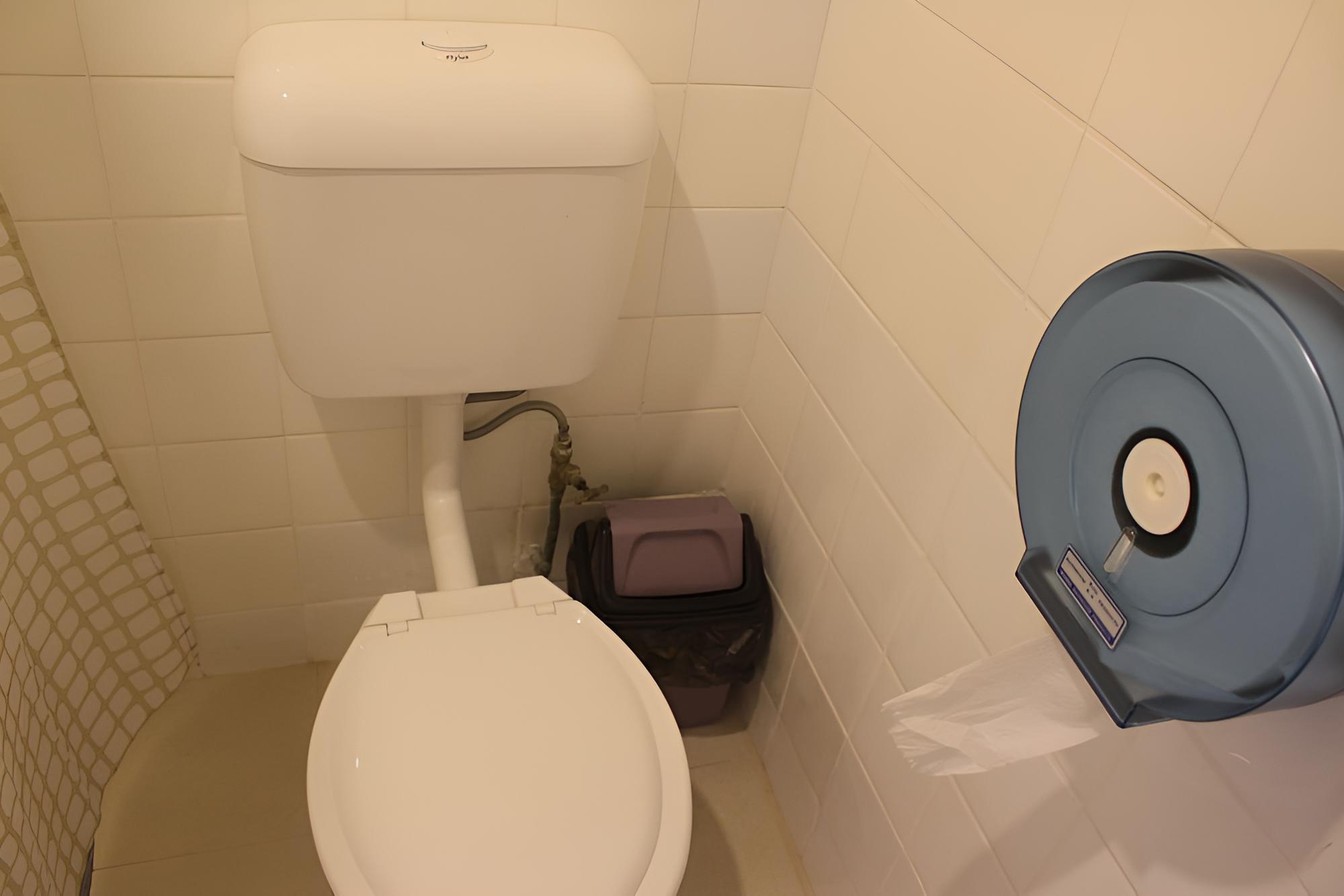 Travellers Beach Resort - Hostel