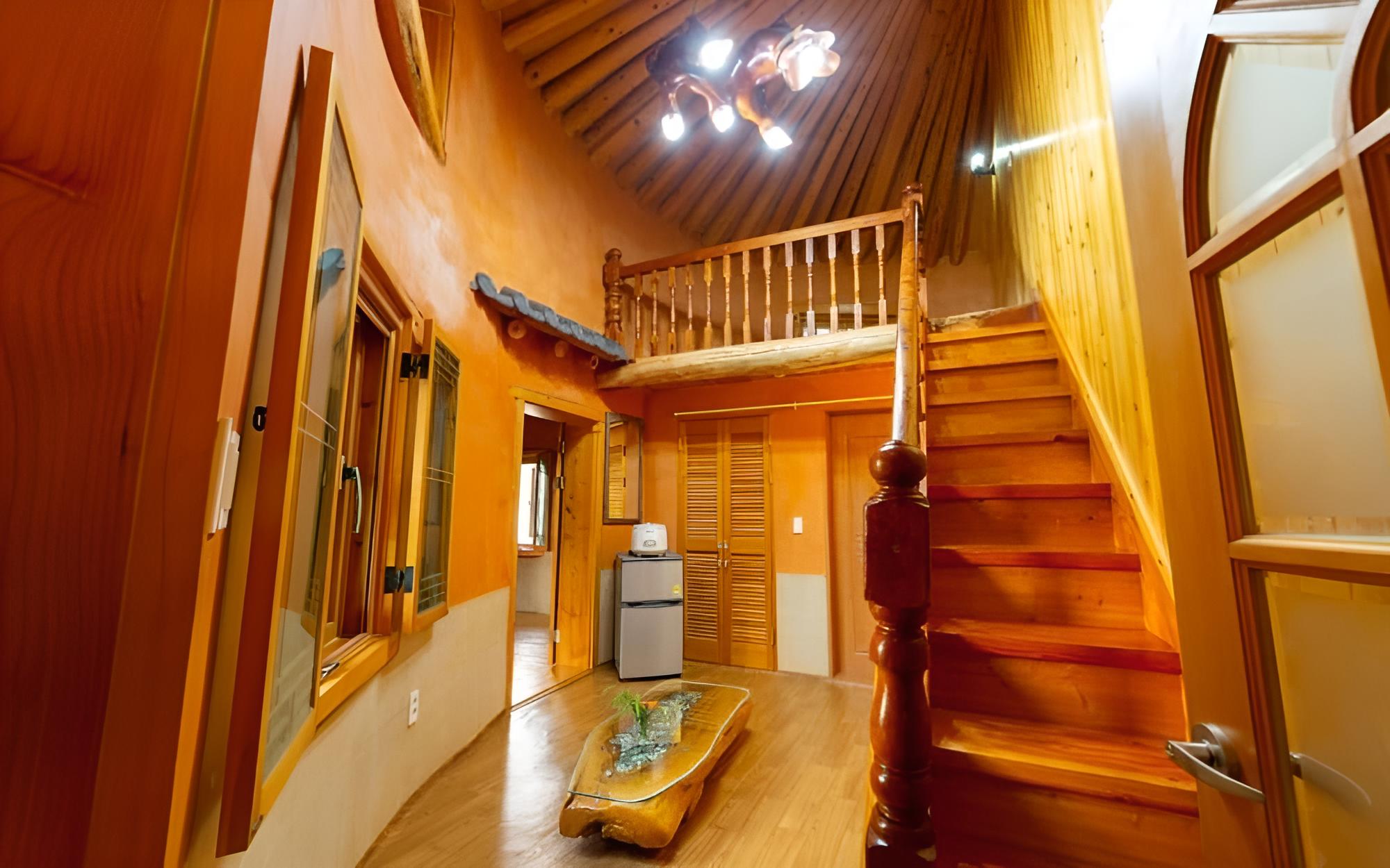 Boseong Carmel Royal Pension