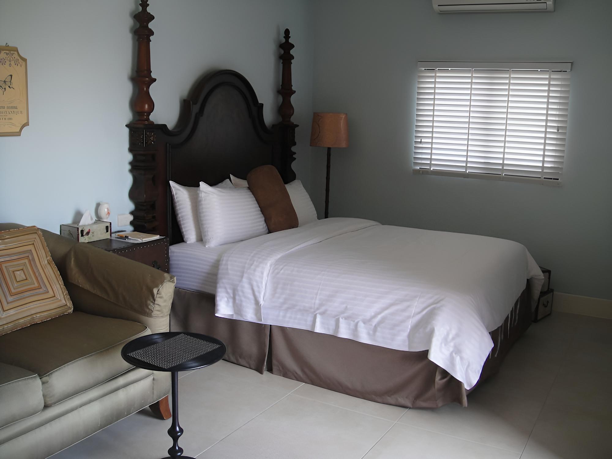 Desire & Satisfaction B&B