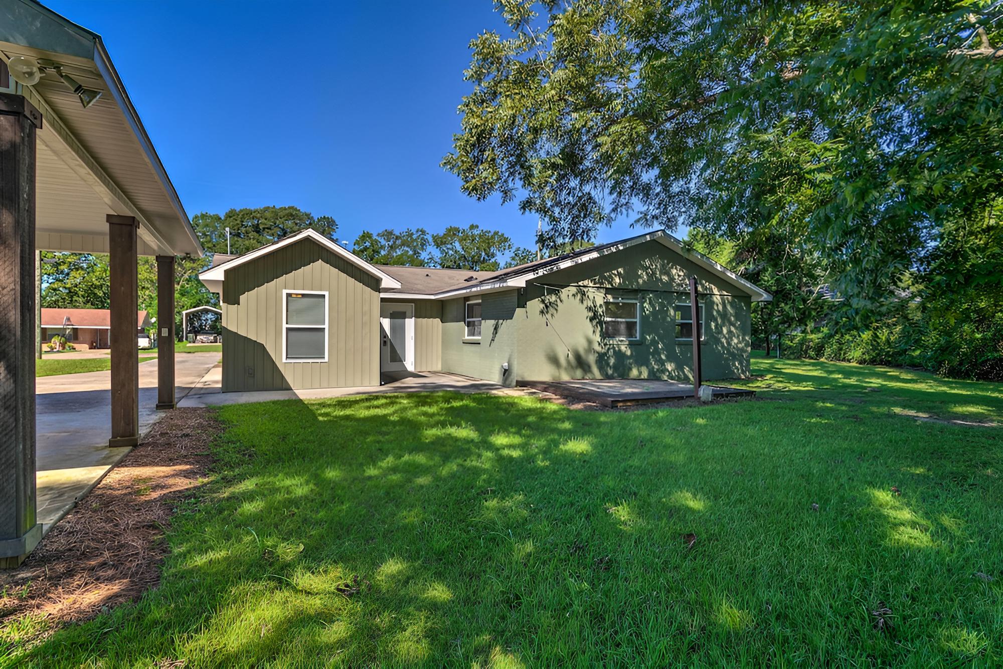 Hartford Home w/ Updated Interior & Backyard!