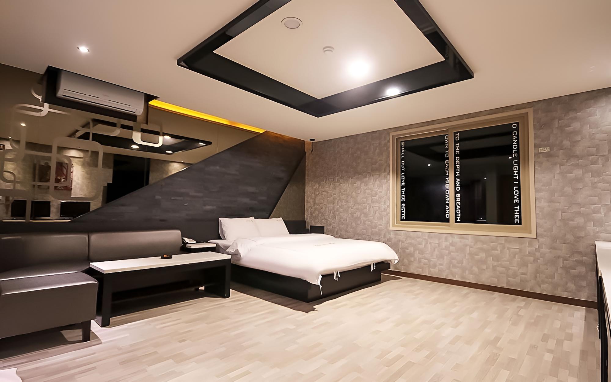 Andong Hotel Gung