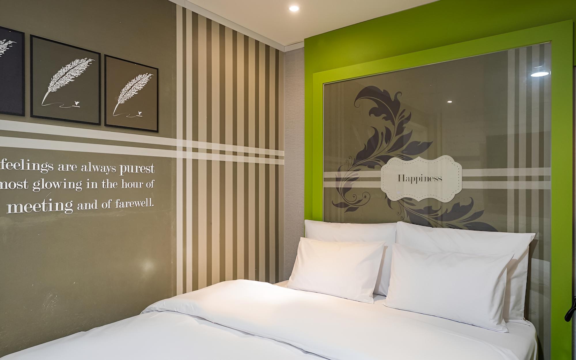 Hwaseong Hotel Jebudo