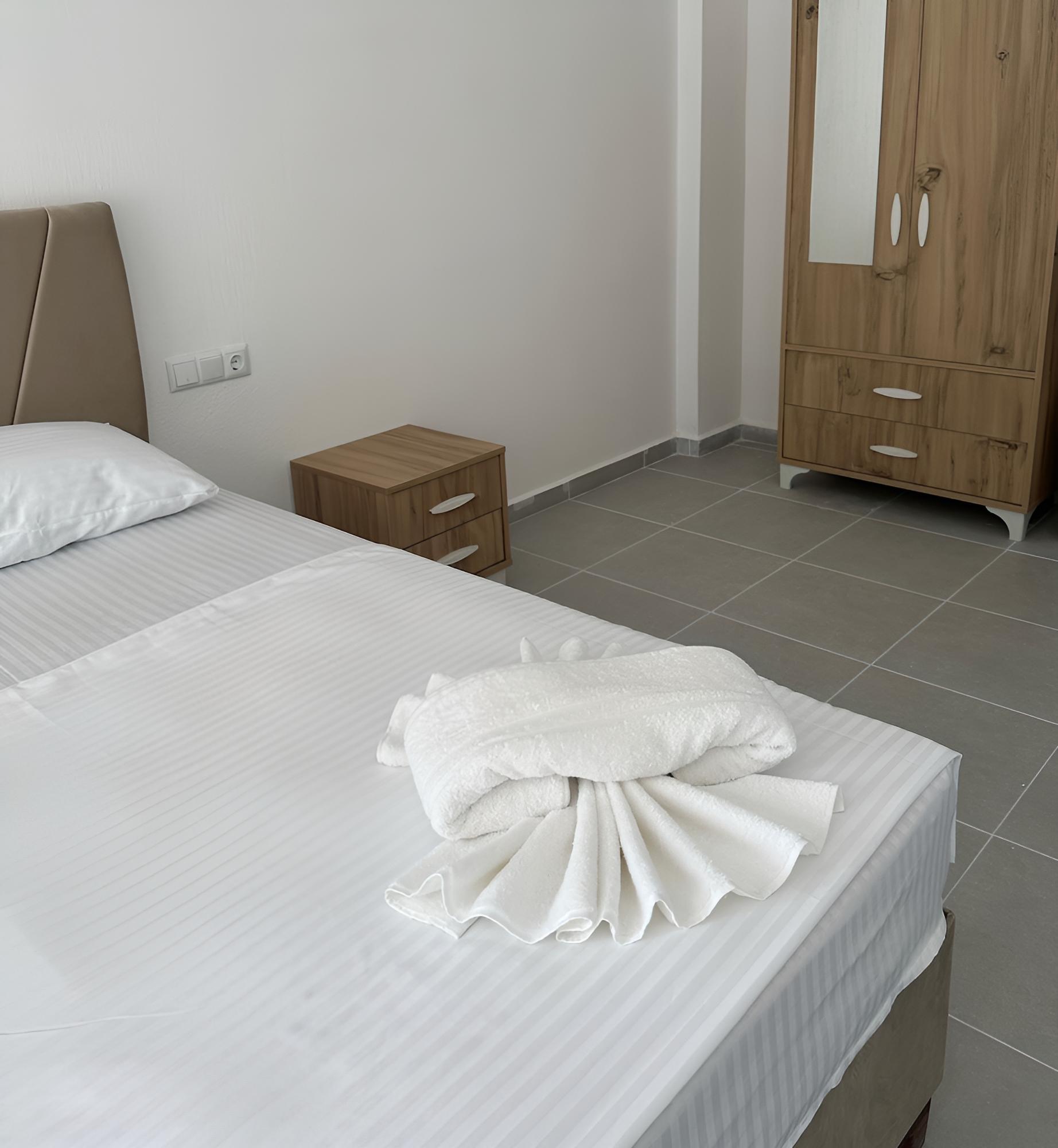 Newton Apart Fethiye