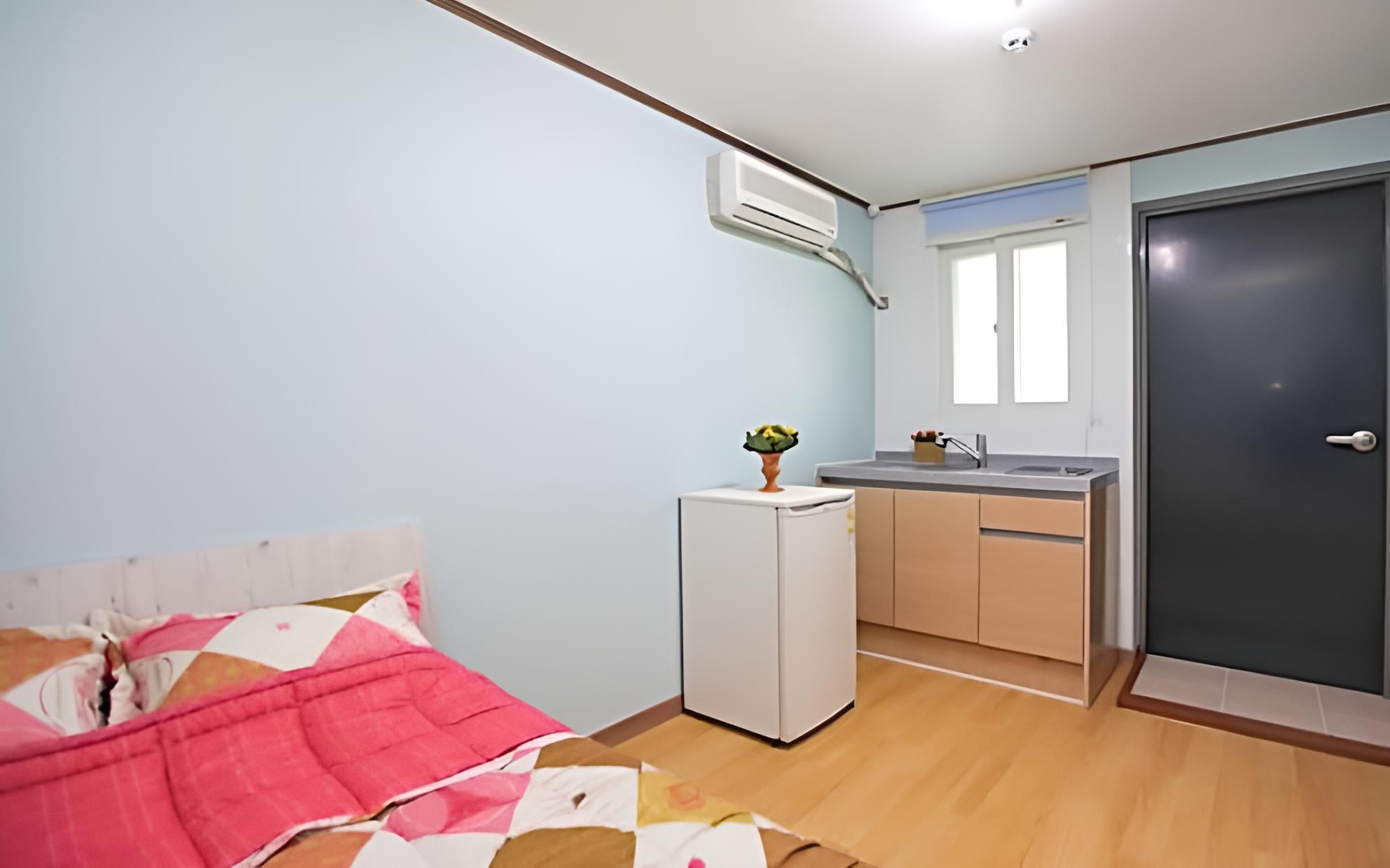 Taean Sea Aroma House Pension