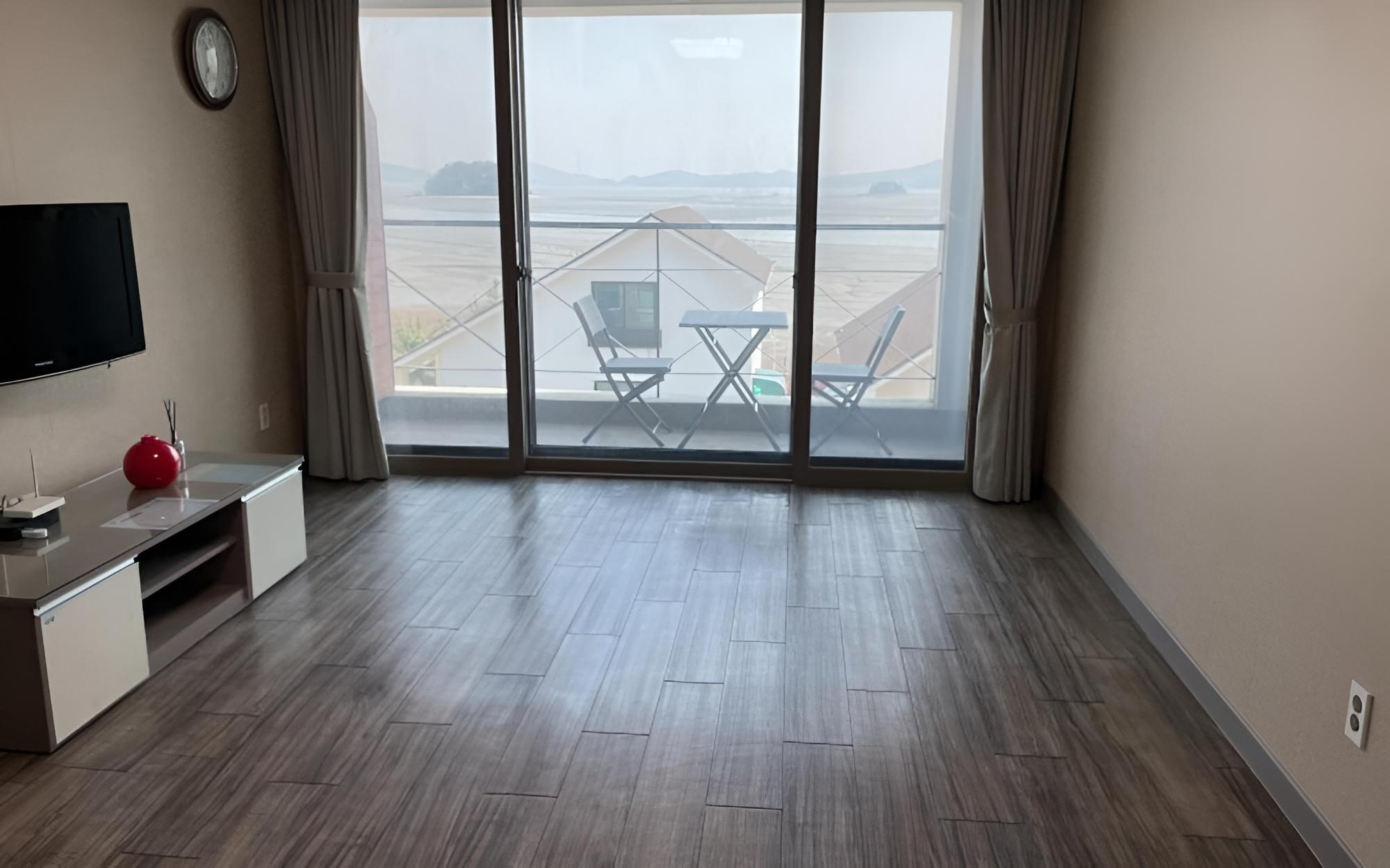 Daebudo Ocean Ville Pension view 3