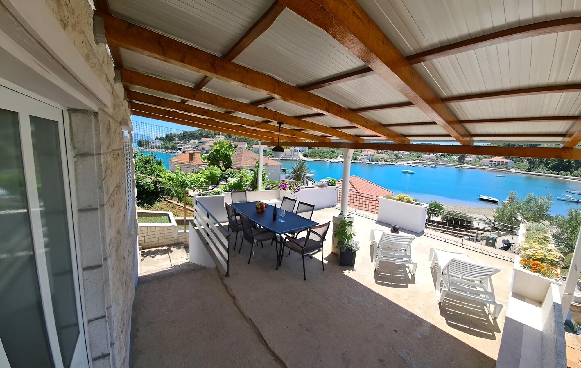 Sunny - 50 m From sea - A2