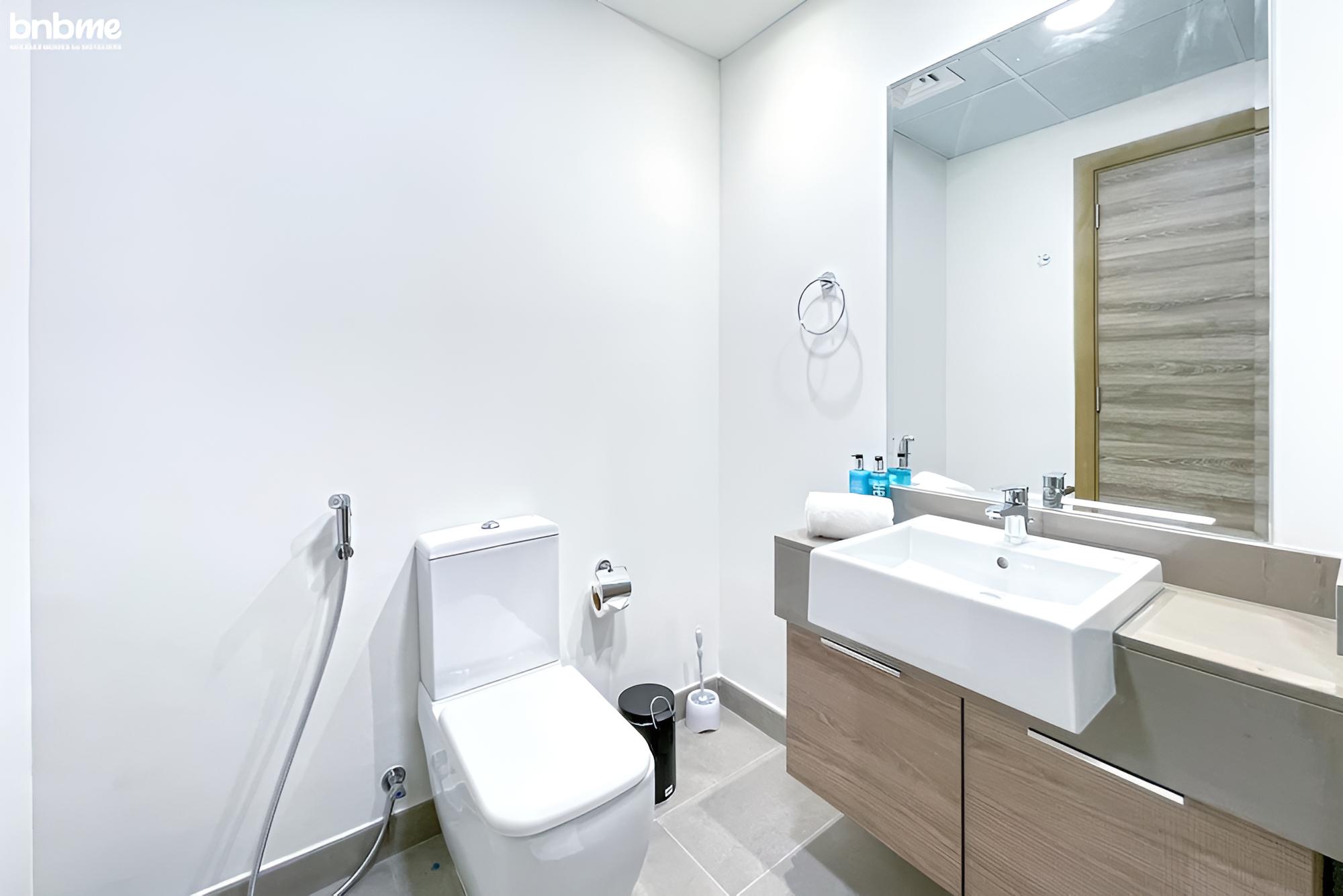 St-Bloom Tower B-807 by bnbme homes
